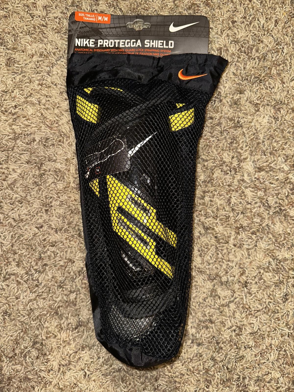 Nike Nike Adult Unisex Black/Yellow Protegga Shield Shinguard Size ONE SIZE - 1 Thumbnail