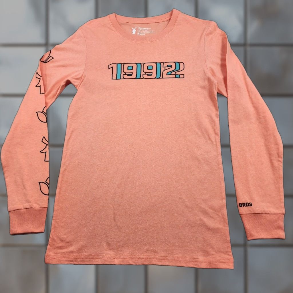 Logo 7 Dutch Bros Coffee Shirt Mens Small Coral 1992 Graphic Long Sleeve Tee Logo NWOT Size US S / EU 44-46 / 1 - 1 Thumbnail