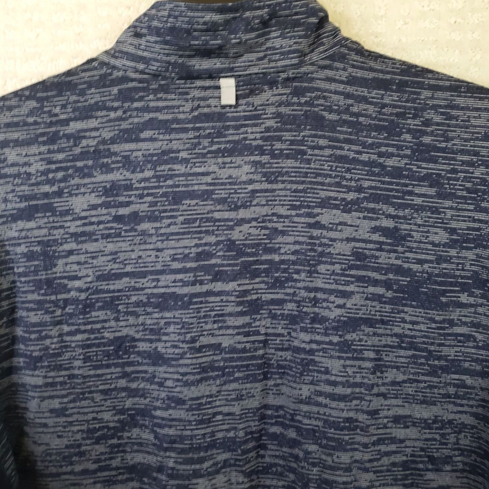 Vintage Russell Dri-Power 360 Men’s L Heathered Blue 1/4 Zip Athletic Shirt Long Sleeve Stretchy Polyester Blend Spandex Slim Fit Regular Size L Mens Shirts Size US L / EU 52-54 / 3 - 7 Thumbnail