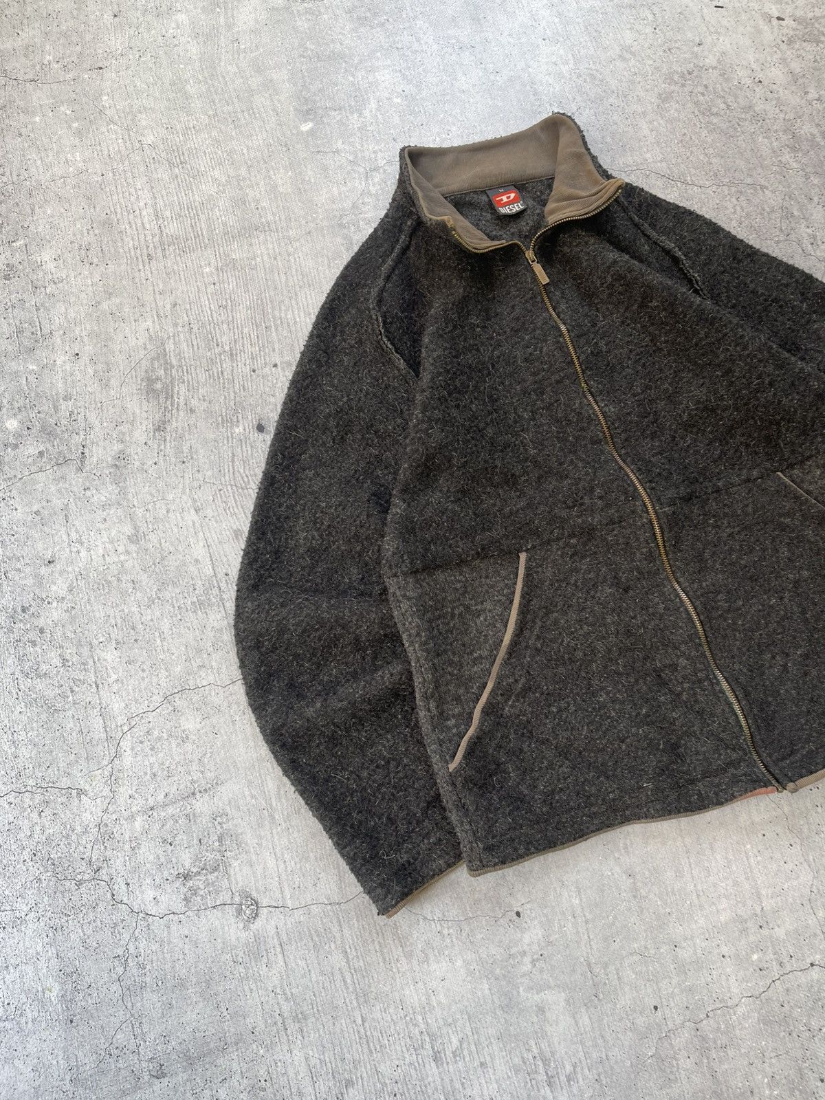 Other VTG. DIESEL ZIP UP SWEATER // LAMPO ZIP // AVANT GARDE STYLE Size US M / EU 48-50 / 2 - 3 Thumbnail