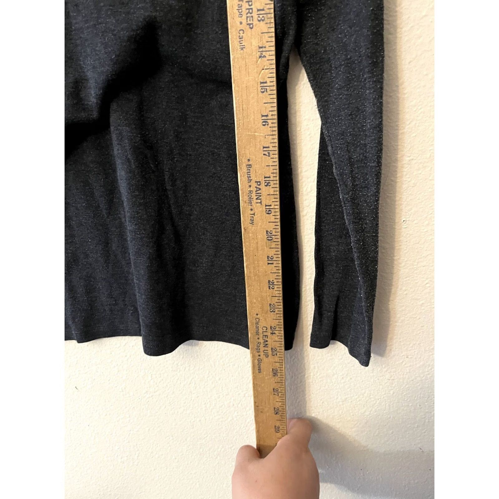 Old Navy Old Navy Women's T-Shirt Long Sleeve V-Neck Gray L) Size L / US 10 / IT 46 - 4 Thumbnail