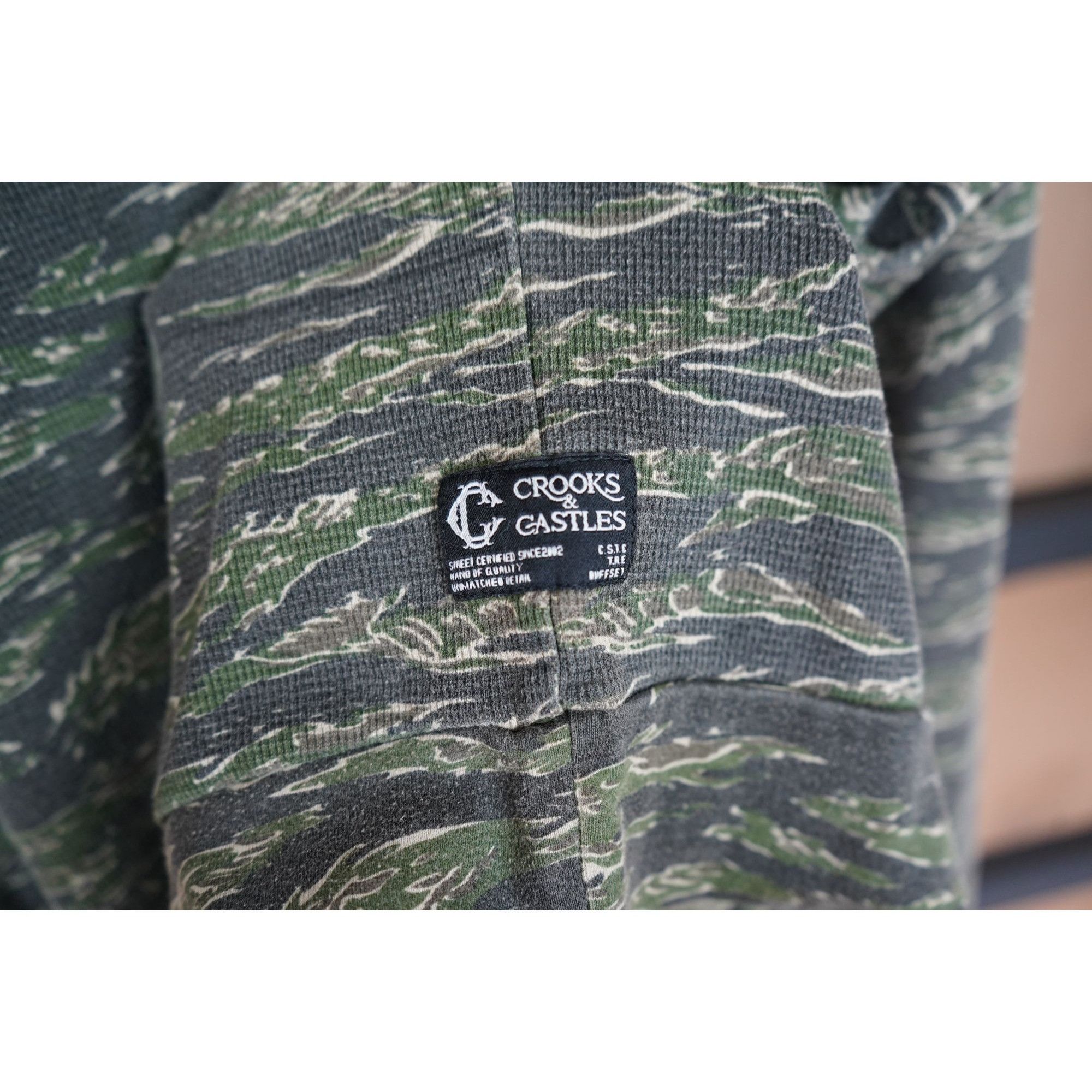 Crooks & Castles Crooks & Castle Camo Thermal Long Sleeve Men's Medium Size US M / EU 48-50 / 2 - 3 Thumbnail