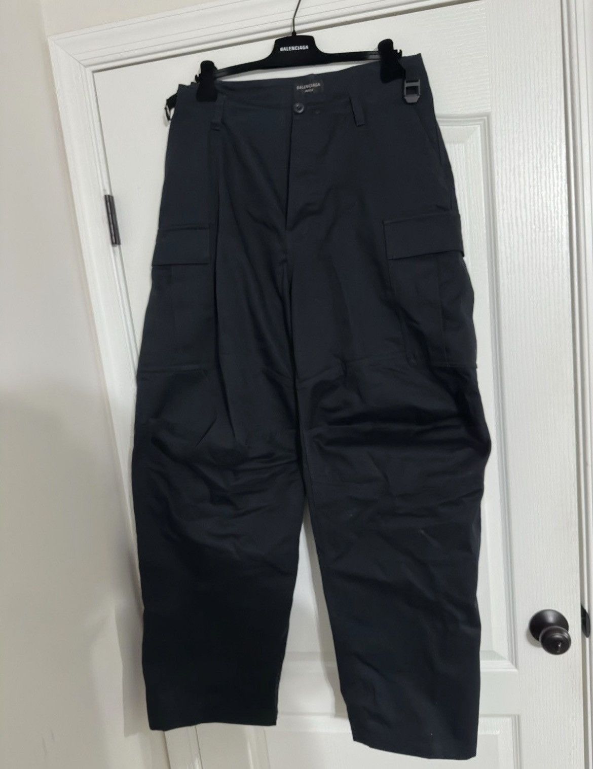 Balenciaga Balenciaga Navy Kick Cargos Size US 32 / EU 48 - 1 Thumbnail