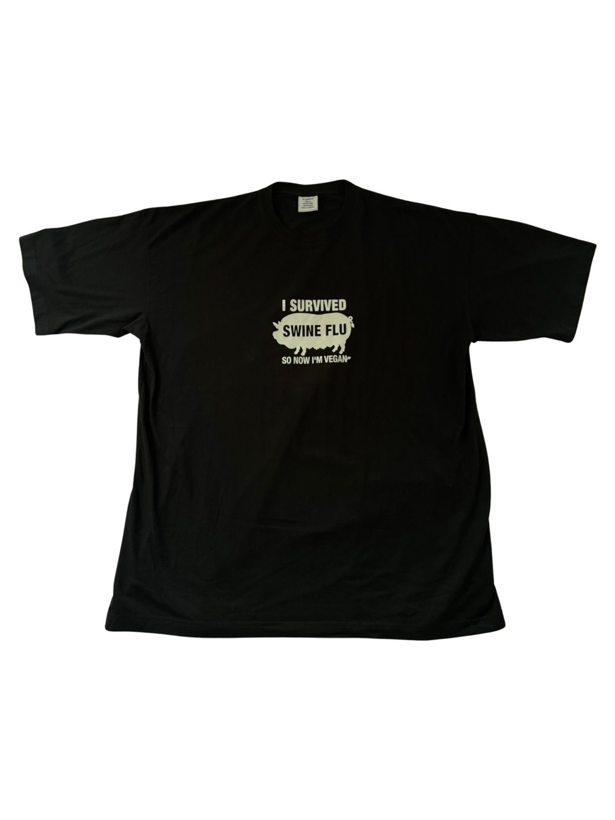 Pre-owned Vetements Aw19 Swine Flu T-shirt Runway Version In Black