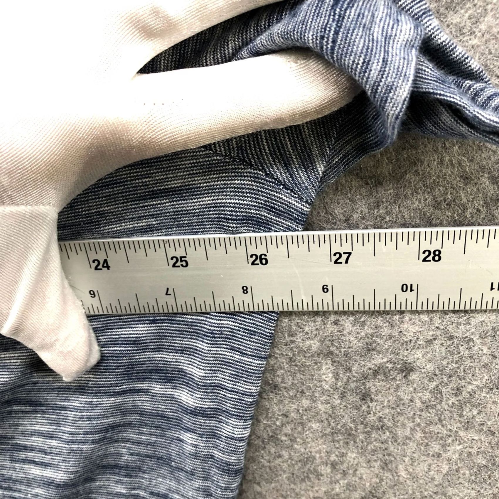 Banana Republic Banana Republic Essential Tee Men XL Blue Short Sleeve T Shirt Heathered Cotton Jersey Pocket Logo Striped Casual Classic Size US XL / EU 56 / 4 - 5 Thumbnail