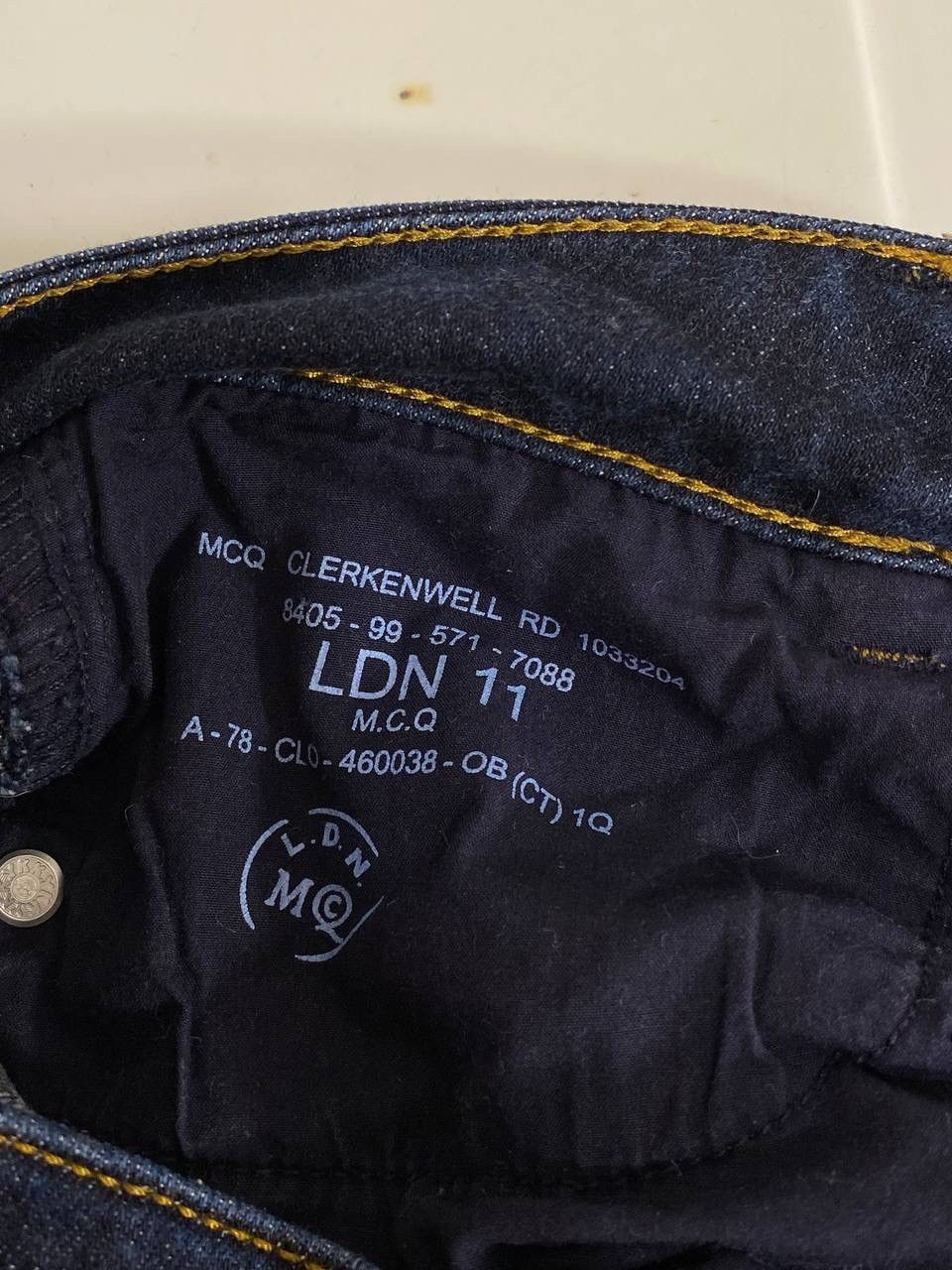Alexander McQueen Alexander McQueen Jeans Size 28" / US 6 / IT 42 - 10 Thumbnail