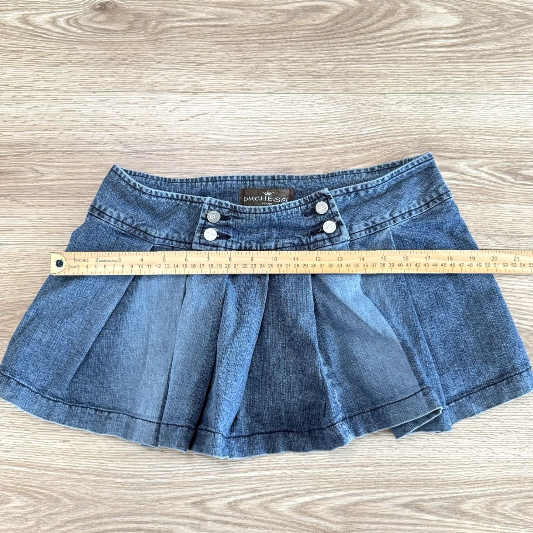 Denime VINTAGE Duchess Denim Skirt Juniors Short Mini Pleated Cotton Blend Blue 11 Women Size 32" / US 10 / IT 46 - 5 Thumbnail