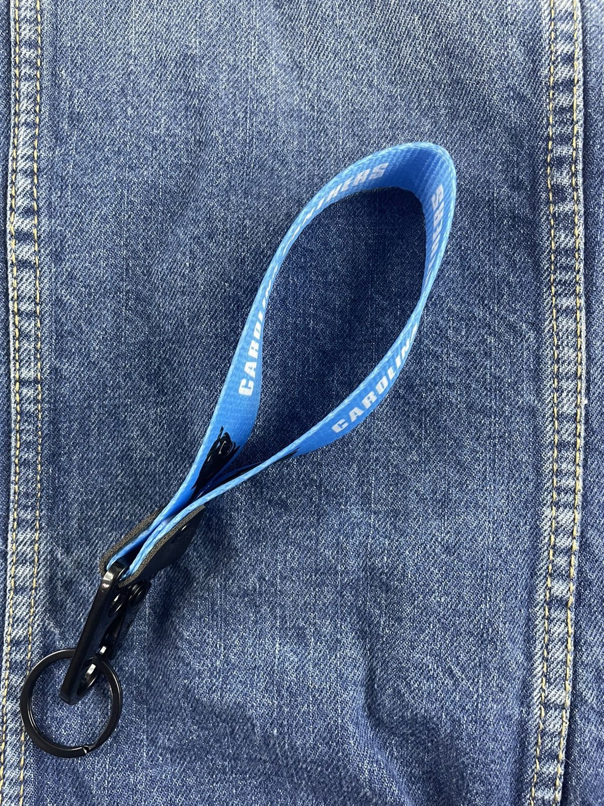 Other Carolina Panthers Keychain Size ONE SIZE - 2 Thumbnail