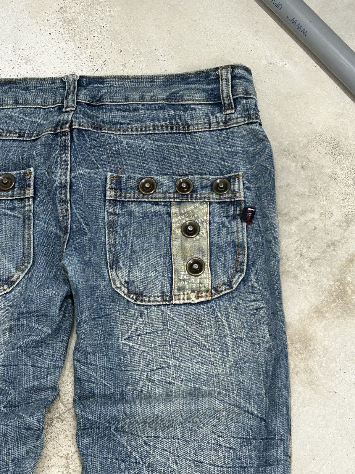 20471120 × Hysteric Glamour × Japanese Brand JWYZ Pocketwork Baggy Distressed Clawn Mark Rivet Button Size US 32 / EU 48 - 16 Thumbnail