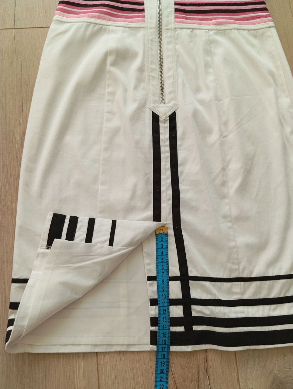 Karen Millen Karen Millen Geometric Stripe Bodycon Dress White Pink 10 Size M / US 6-8 / IT 42-44 - 20 Thumbnail
