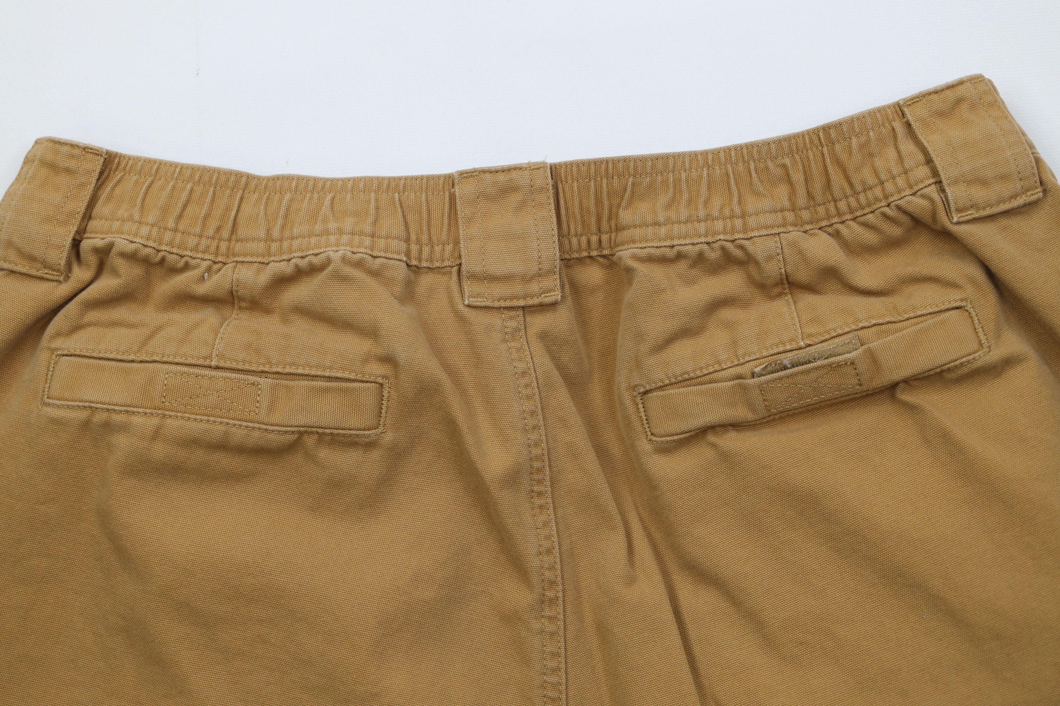 L.L. Bean Vintage LL Bean Above Knee Cargo Trekking Shorts Duck Brown Size US 36 / EU 52 - 8 Thumbnail