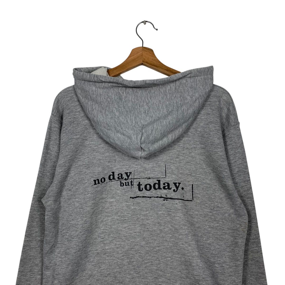 Vintage RENT 20th Anniversary Tour No Day But Today Hoodie #1785-C79 Size US M / EU 48-50 / 2 - 19 Thumbnail