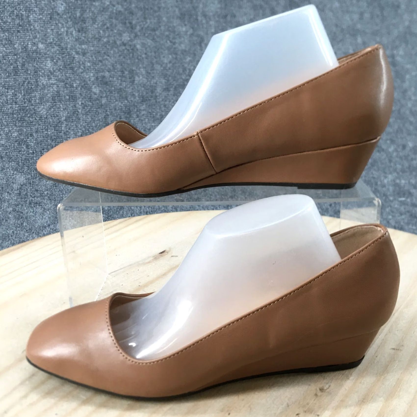 Vintage Adrienne Vittadini Heels Womens 6.5 M Palmer Pumps Brown Faux Leather Slip On Pump Size US 7 / IT 37 - 2 Thumbnail