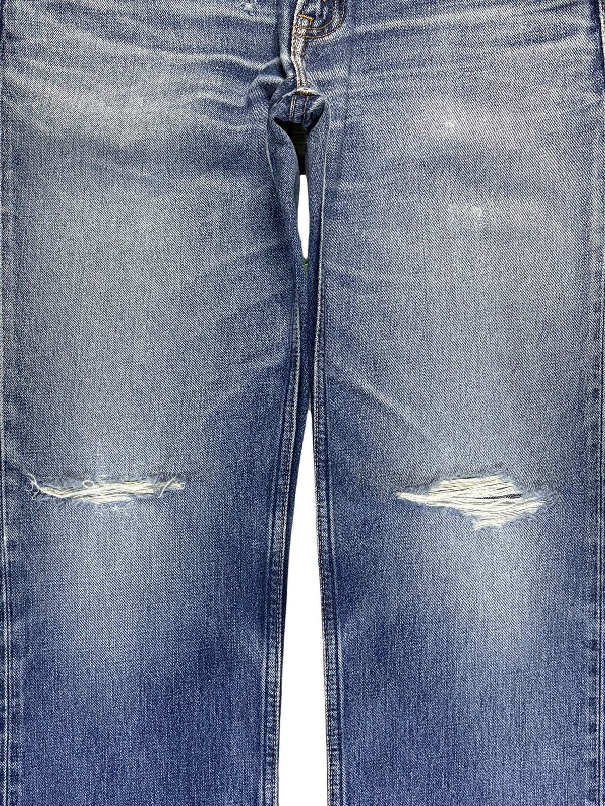 Levi's Vintage 90s Levis 502 Faded Wash Distressed Loose Jeans Size US 32 / EU 48 - 5 Thumbnail