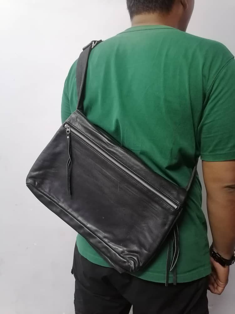 Yohji Yamamoto Y’S YOHJI YAMAMOTO LEATHER SLING BAG/CROSS BODY MAN Size ONE SIZE - 14 Thumbnail