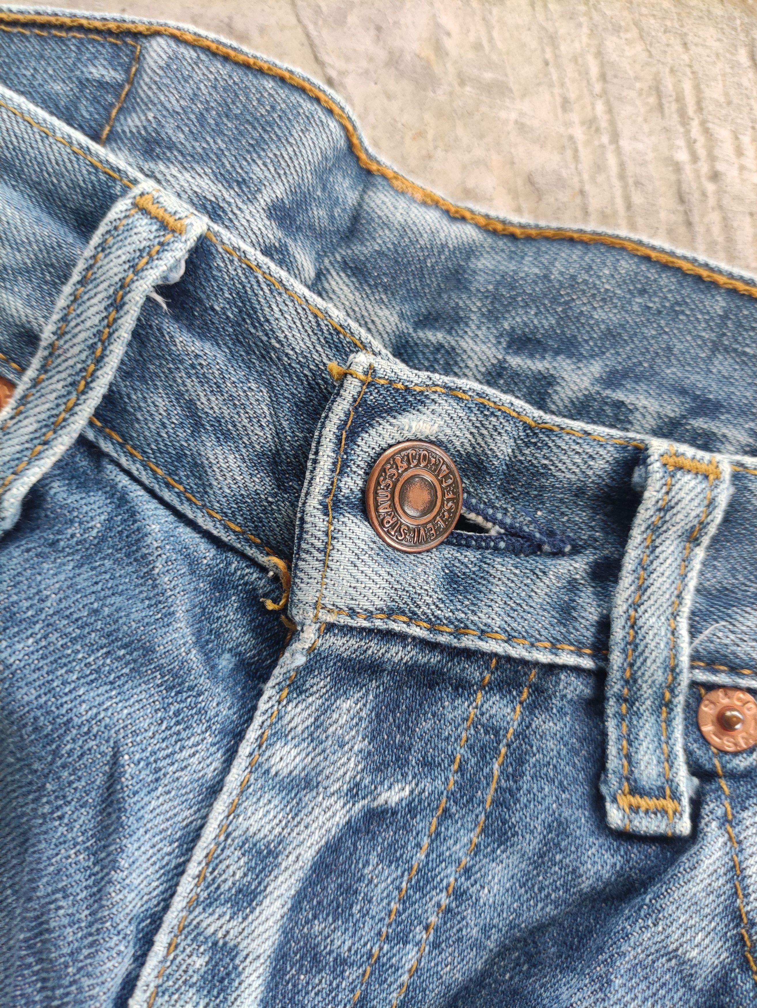 Levi's Vintage Levis Jean Distressed Faded Denim Pants Size US 28 / EU 44 - 5 Thumbnail