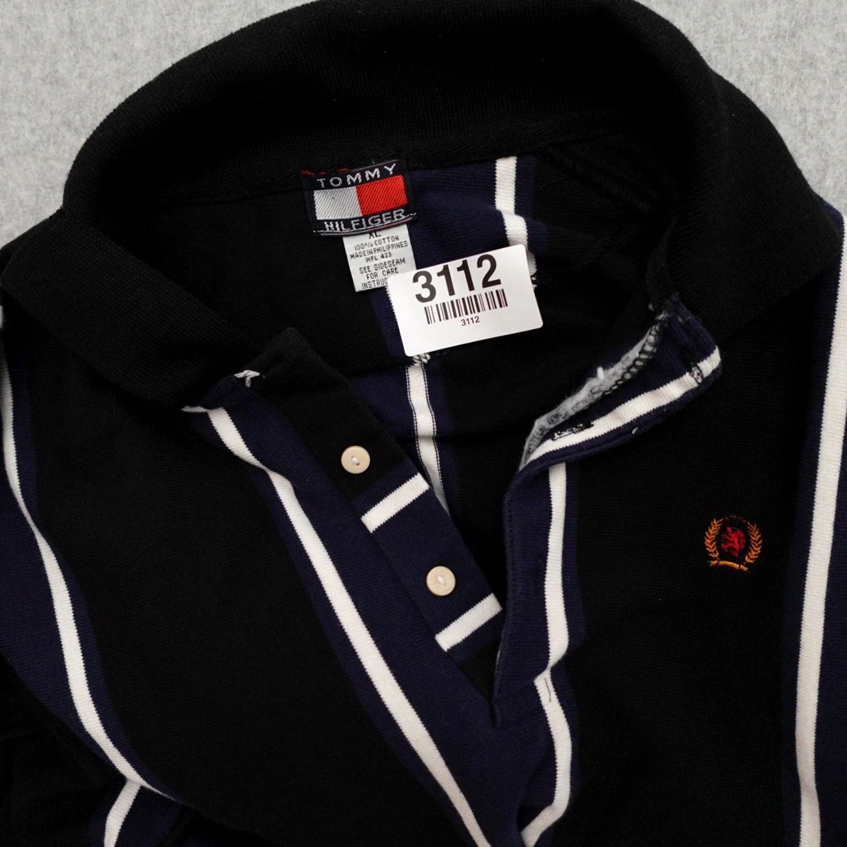 Tommy Hilfiger TOMMY HILFIGER Shirt XL Blue White Black Vertical Striped Polo Men Long Sleeve Button-Up Vintage Size US XL / EU 56 / 4 - 3 Thumbnail