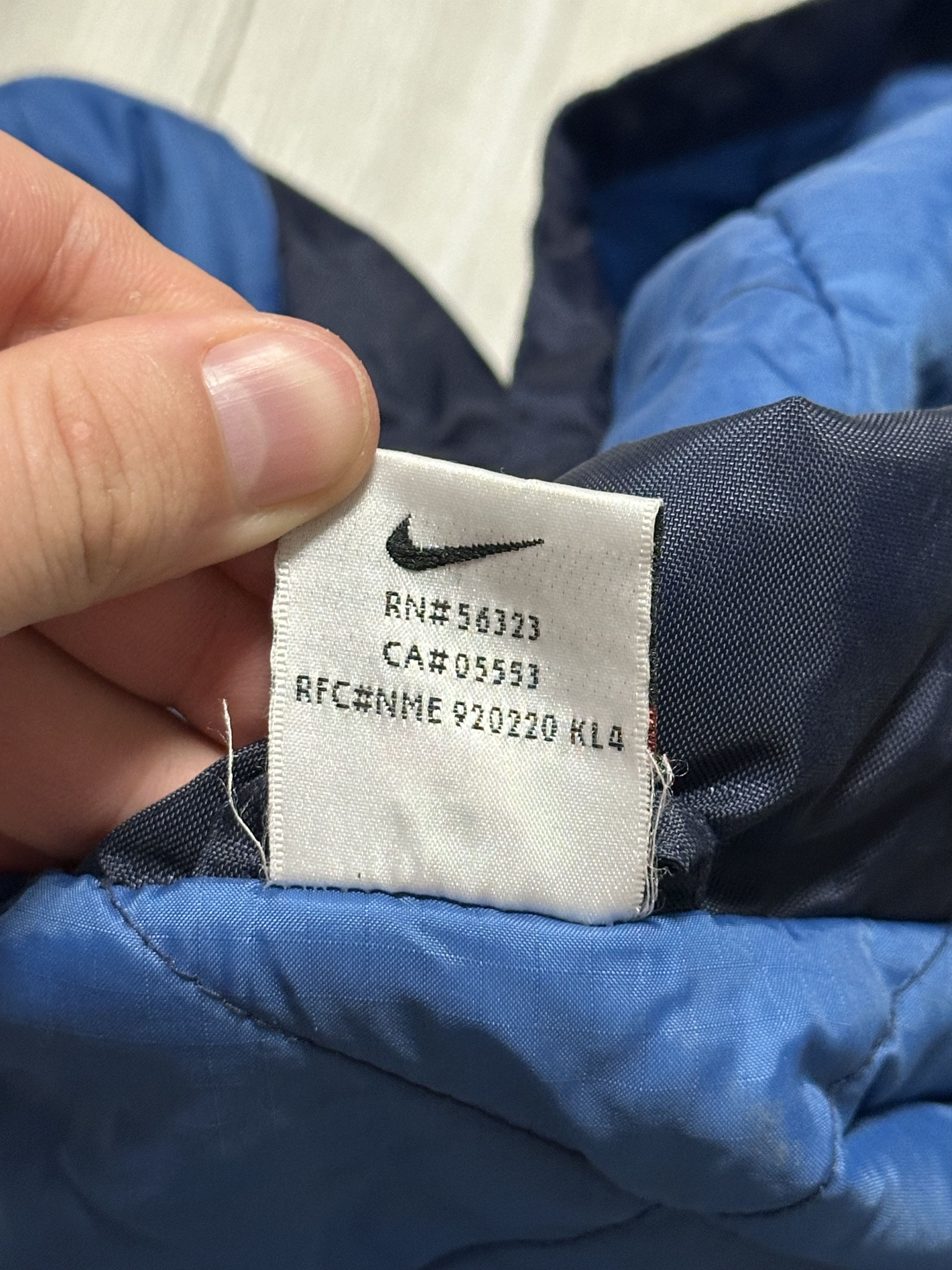 Nike Nike Vintage Mens Big Logo Drill Nylon Track Jacket Size XL Size US XL / EU 56 / 4 - 10 Thumbnail