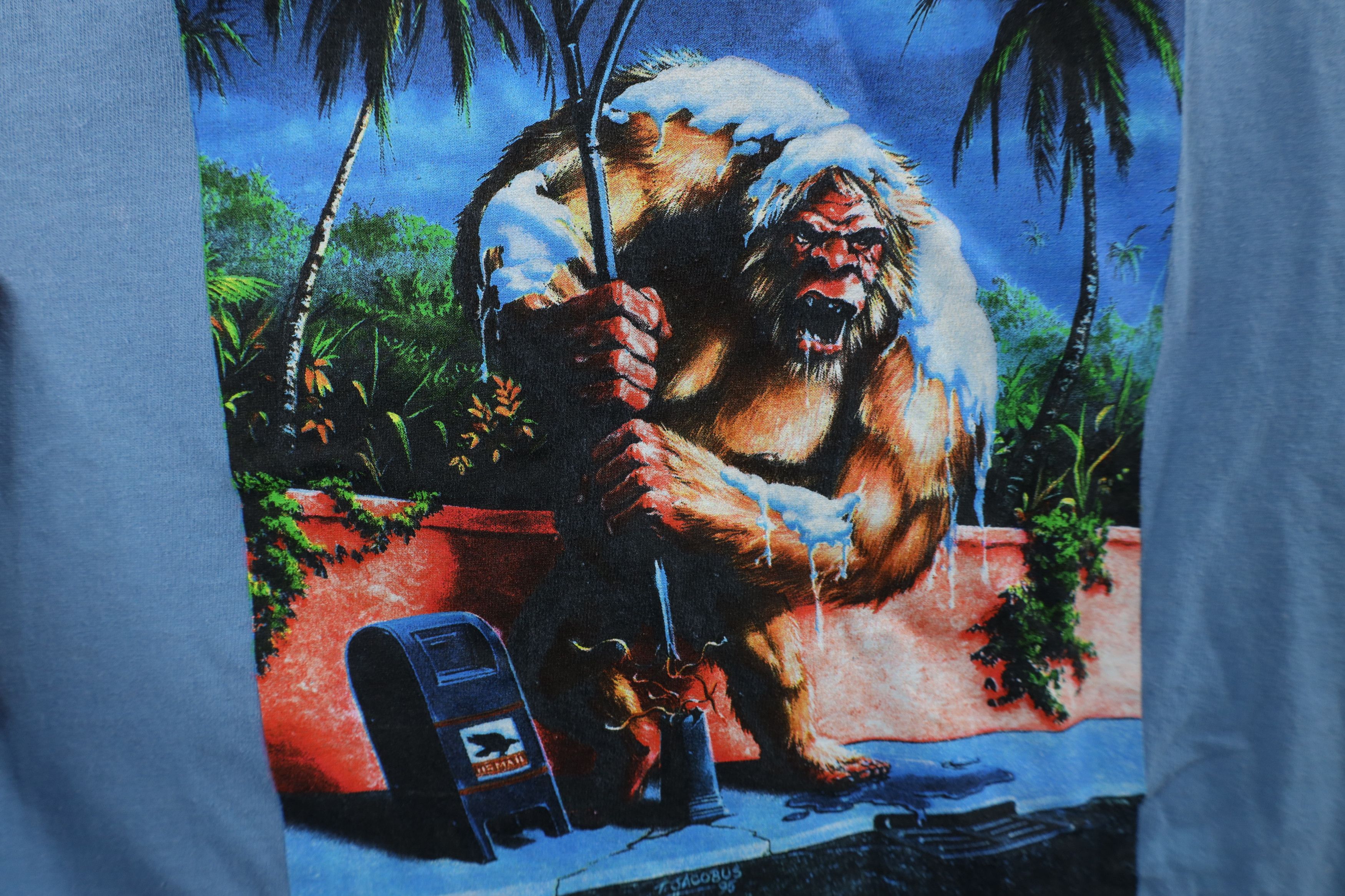 Vintage Retro Goosebumps Abominable Snowman of Pasadena T-Shirt Size US L / EU 52-54 / 3 - 8 Thumbnail