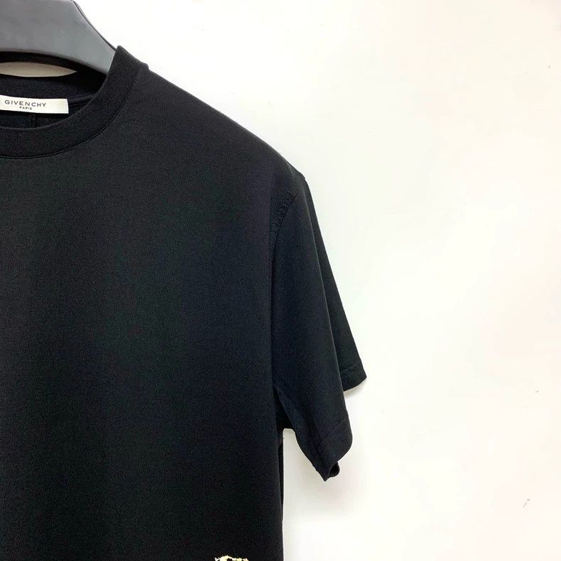 Givenchy Givenchy Black Short Sleeve T-Shirt Golden LOVE Letter Tea Size US XXS / EU 40 - 6 Thumbnail