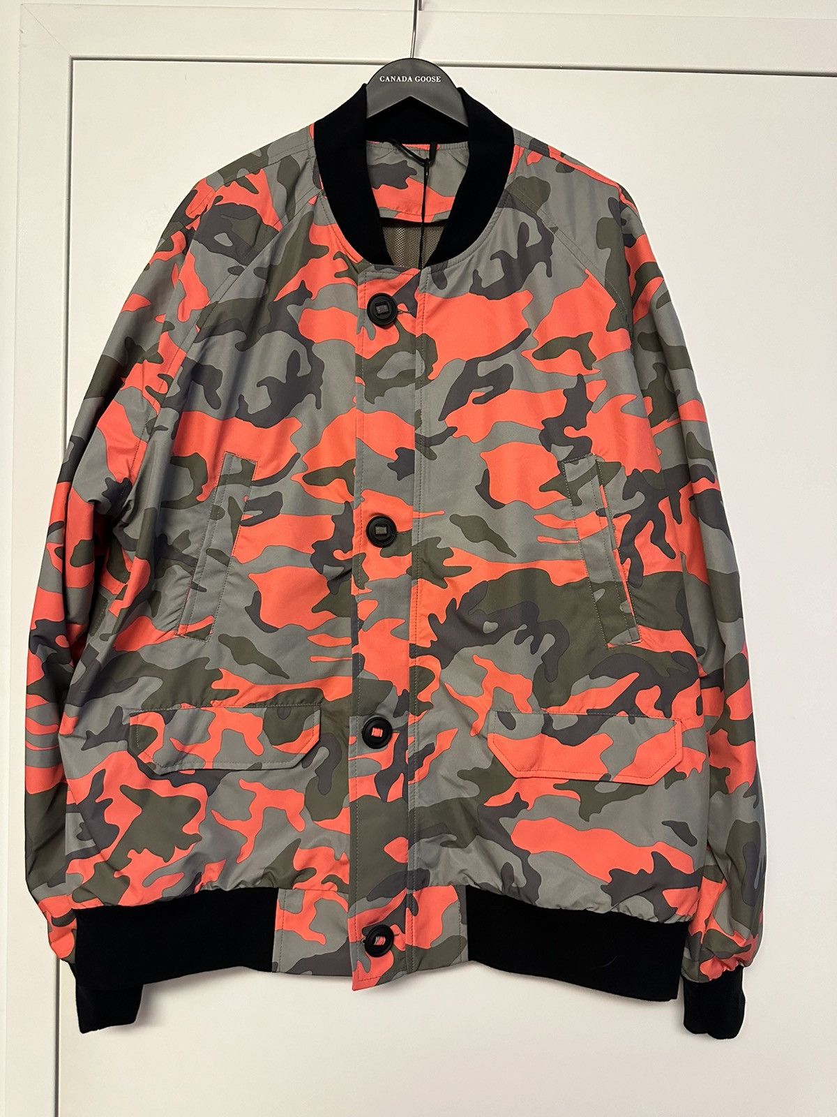 image of Canada Goose Mens Wind Jacket Faber Bomber Print - Fire Bud Camo in Green (Size 2XL)