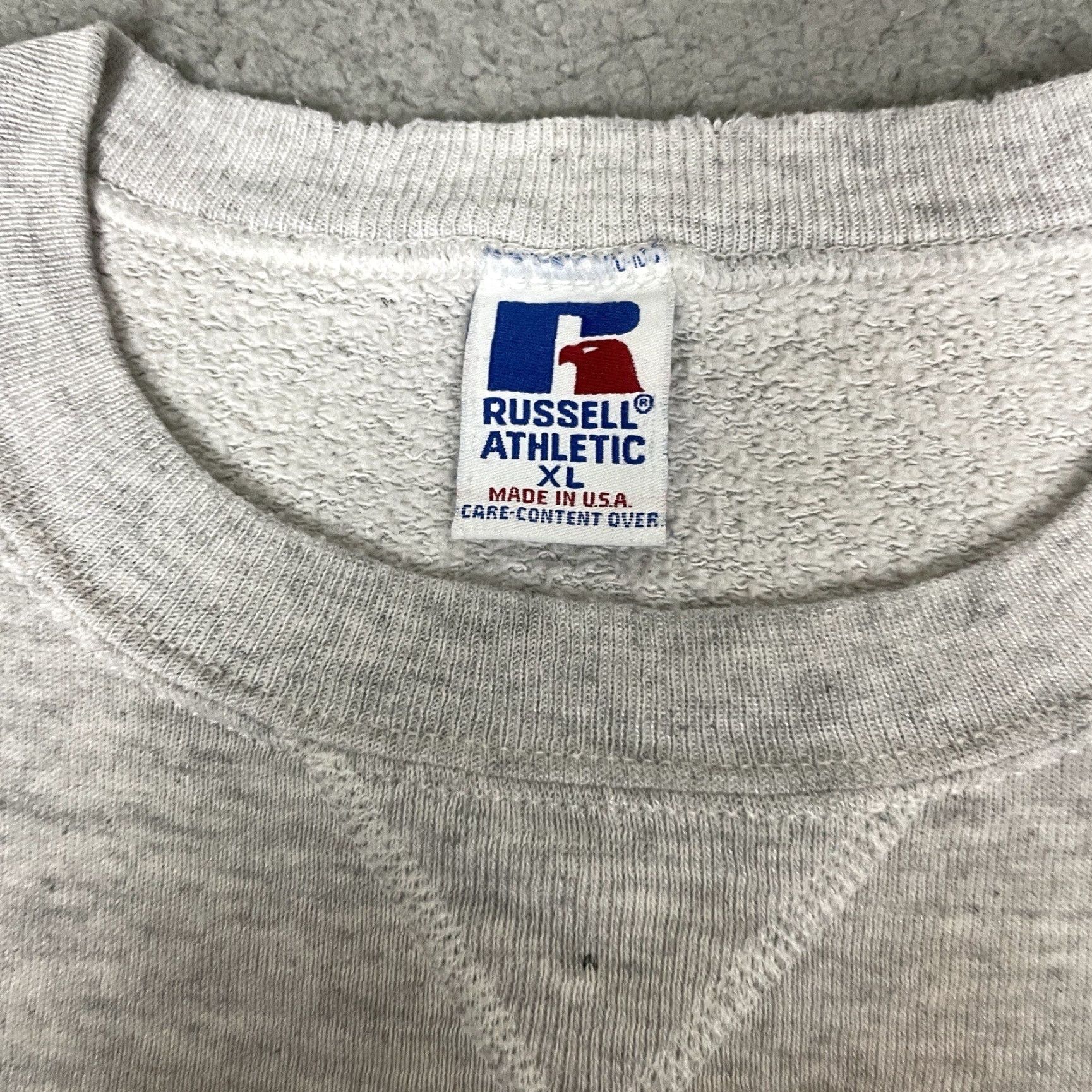 Russell Athletic VINTAGE Russell Athletics Sweatshirt Adult XL Grey 90’s Thrashed Distressed USA Logo Cotton Fleece Crew Neck Long Sleeve Pullover Men Size US XL / EU 56 / 4 - 3 Thumbnail
