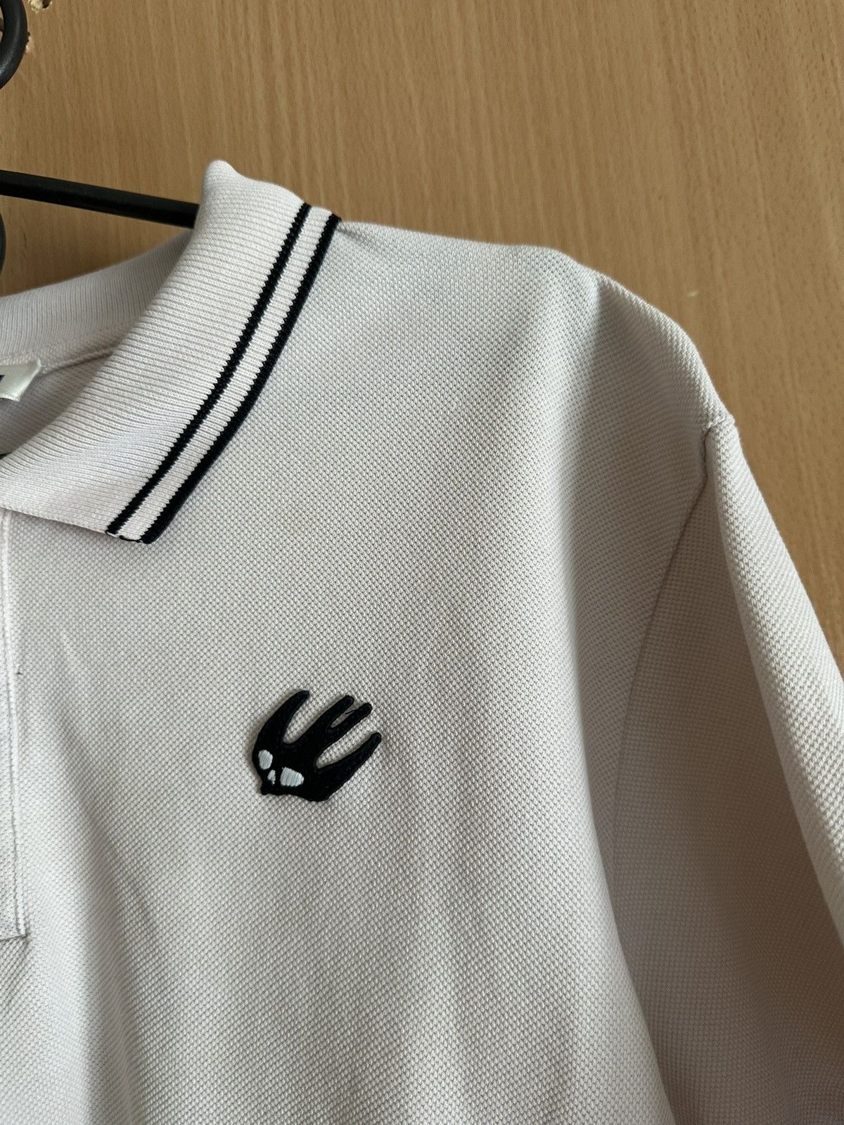 Alexander McQueen Alexander McQueen Polo Small Logo Distressed Size US XL / EU 56 / 4 - 14 Thumbnail