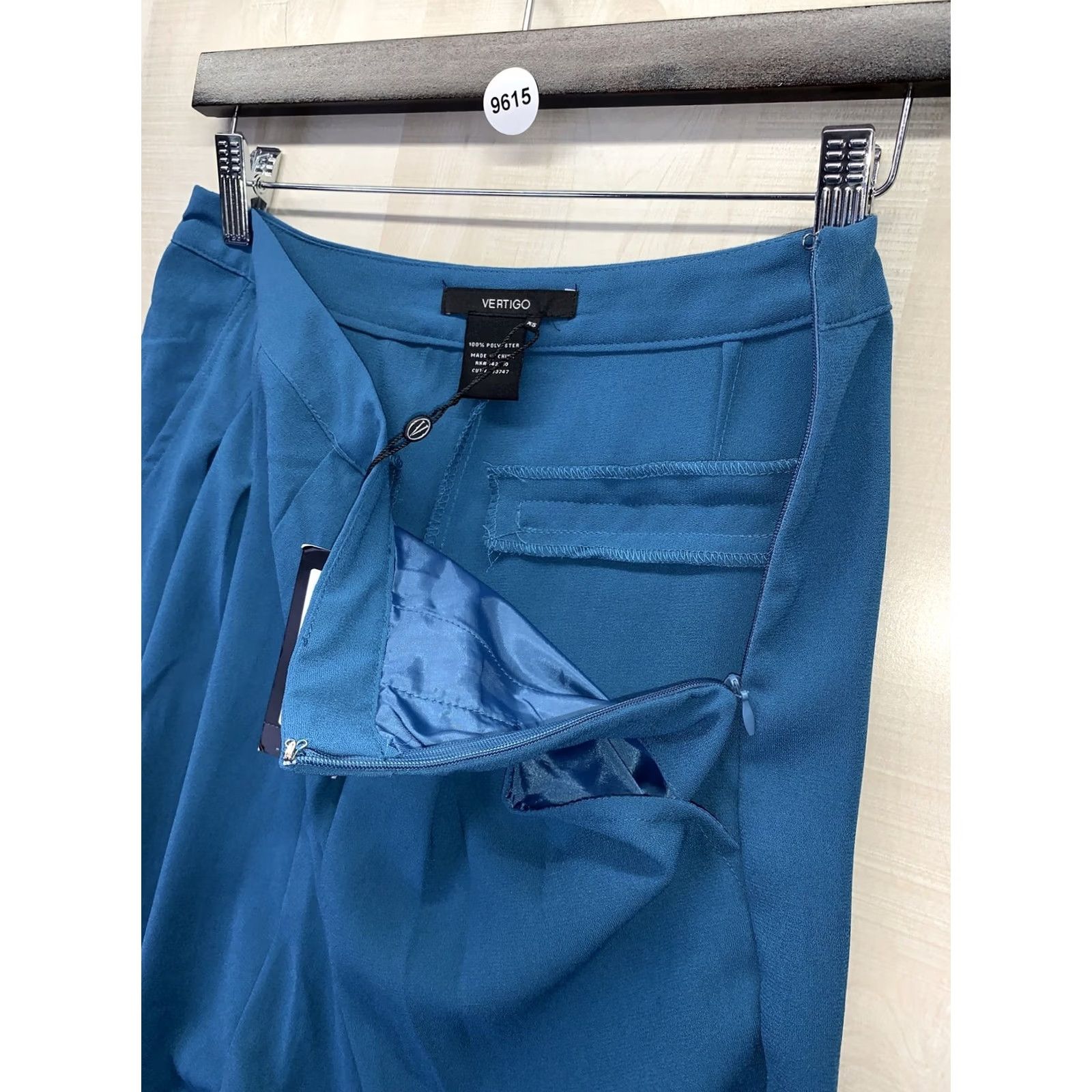 Vintage VINTAGE Vertigo Teal Pleated Front Polyester High Rise Crop Trouse Slack Pants Womens XS Size 26" / US 2 / IT 38 - 8 Thumbnail