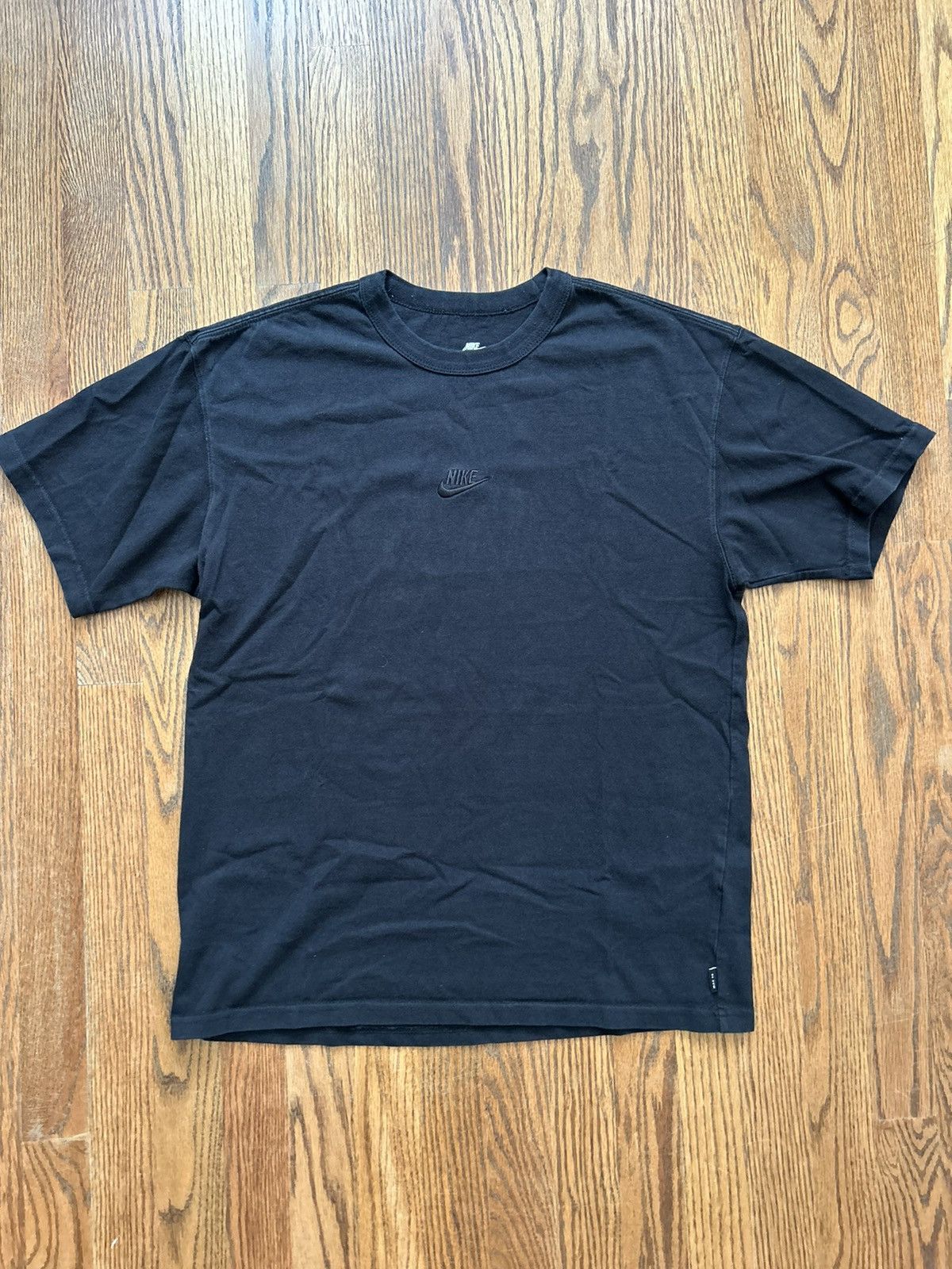 Nike Black Nike center logo tee Size US S / EU 44-46 / 1 - 1 Thumbnail