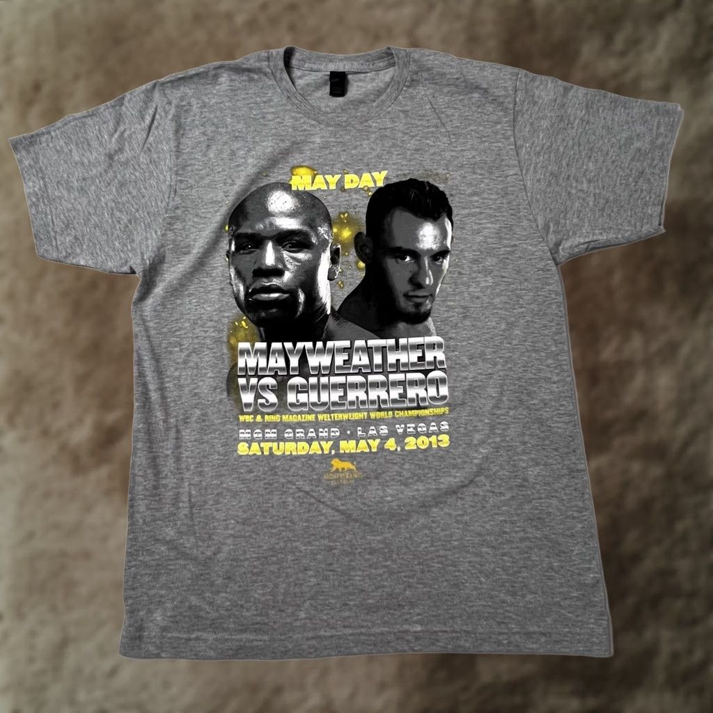 Tultex VINTAGE Mayweather vs Guerrero Welterweight World Championship Boxing Shirt Adult Large Gray Tultex Cotton Blend Casual Graphic Tee Mens Size US L / EU 52-54 / 3 - 1 Thumbnail