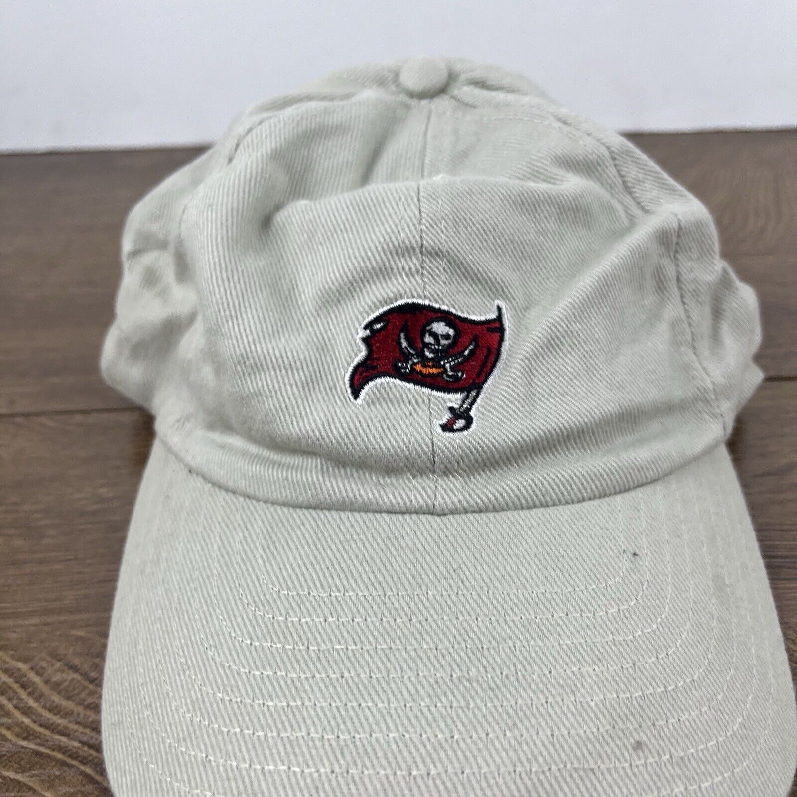 Other Tampa Bay Buccaneers Hat Bucs Adjustable Hat Tan Hat Adjusta Size ONE SIZE - 6 Thumbnail