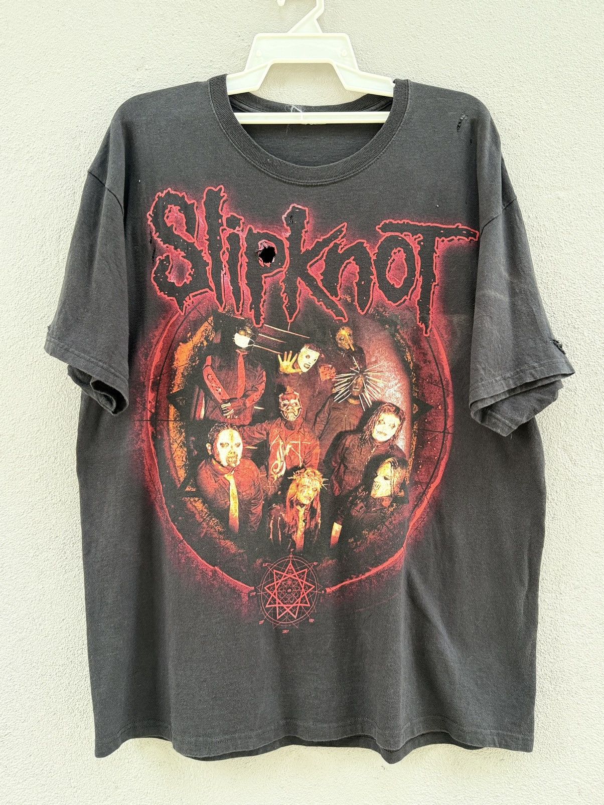 Band Tees Thrashed Y2K Slipknot Lineup Distressed Sun Faded Grunge T Size US XL / EU 56 / 4 - 1 Thumbnail
