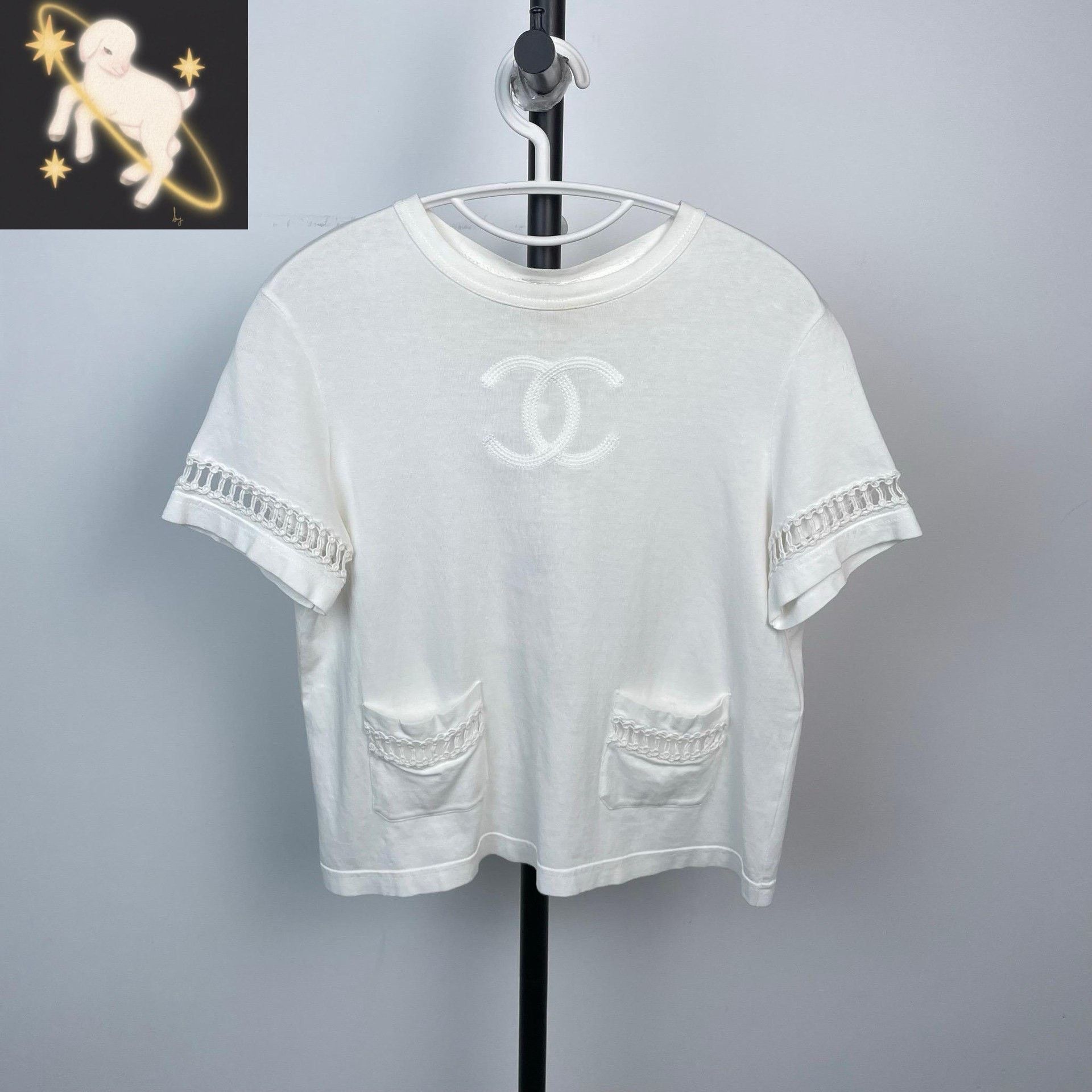Chanel Chanel Retro White T-Shirt 34 Women Size XS / US 0-2 / IT 36-38 - 1 Thumbnail