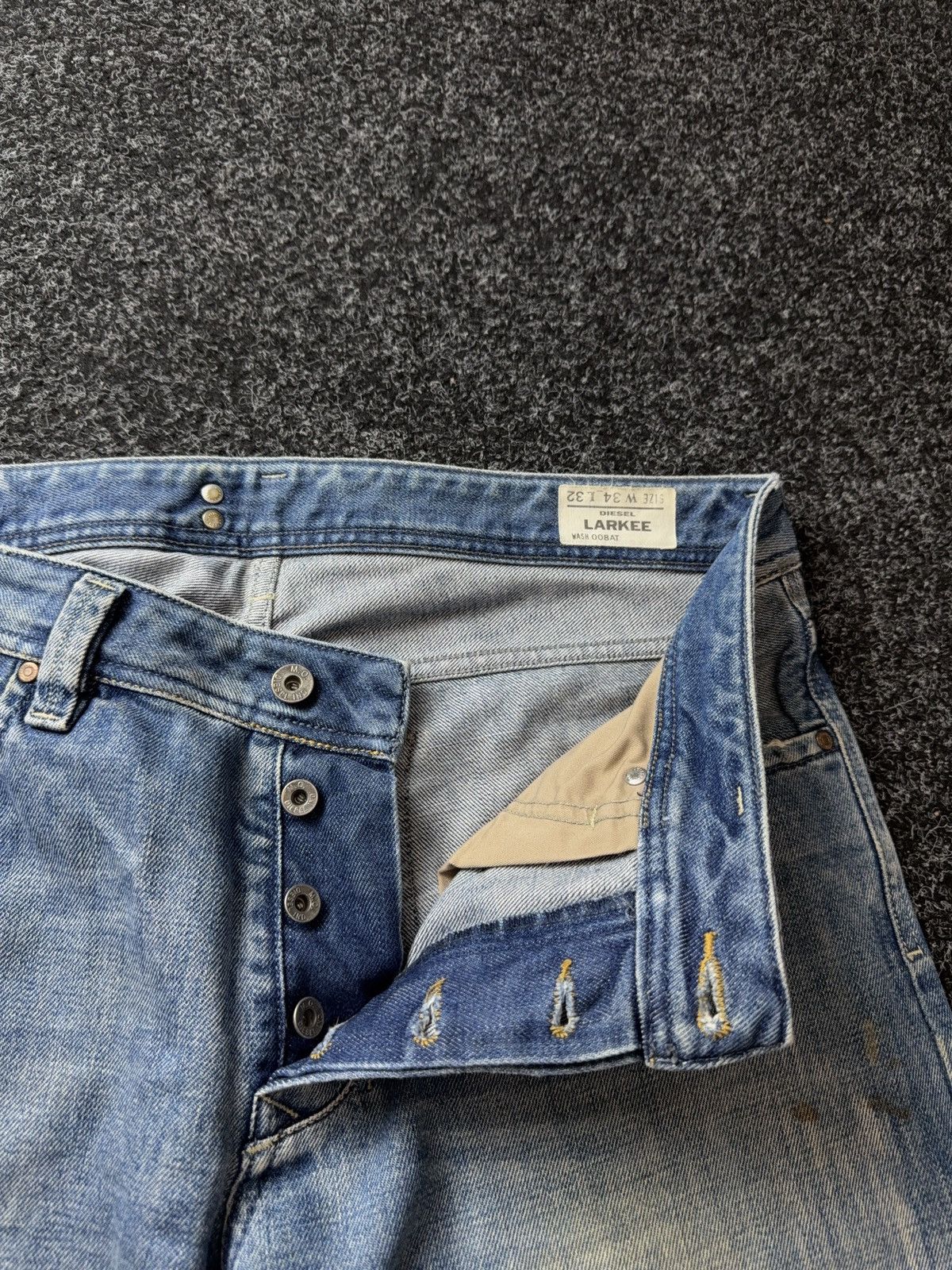 Diesel Luxury 00s Y2K Dirty Diesel Larkee Straight Leg Faded Jeans Size US 34 / EU 50 - 12 Thumbnail