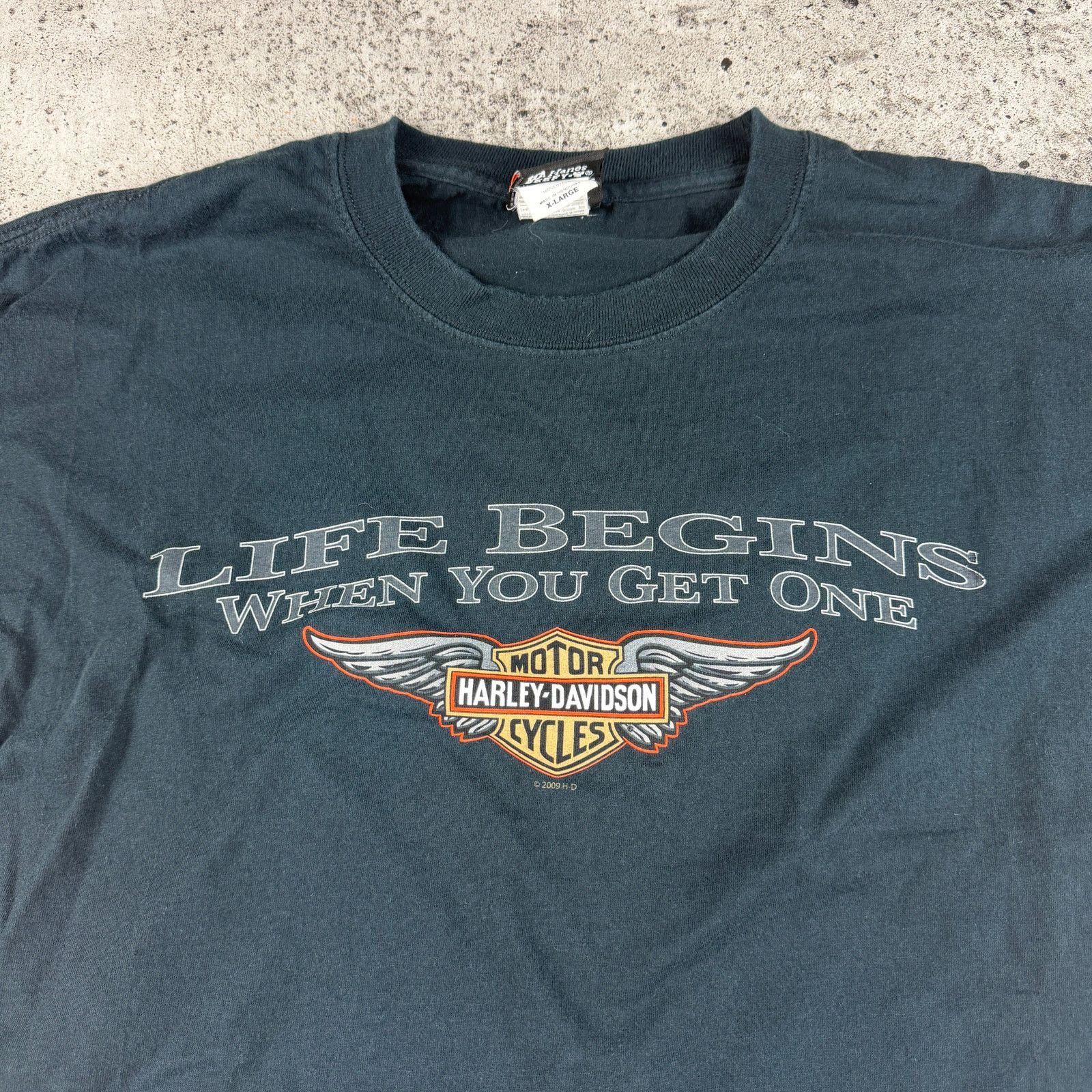 Harley Davidson Vintage Harley Davidson Shirt Life Begins When You Get OneXL Size US XL / EU 56 / 4 - 1 Thumbnail