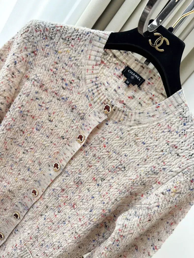 Chanel Chanel 25A mixed-colour lotus-coloured hollow three-dimens Size XS / US 0-2 / IT 36-38 - 9 Thumbnail