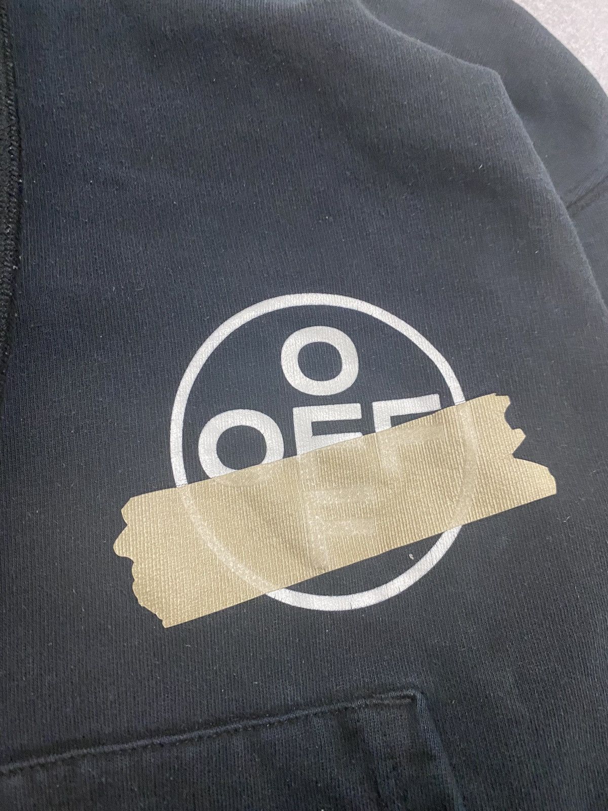 Off-White Off-White Gold Tape Arrow Hoodie Size XXS Size US XXS / EU 40 - 5 Thumbnail