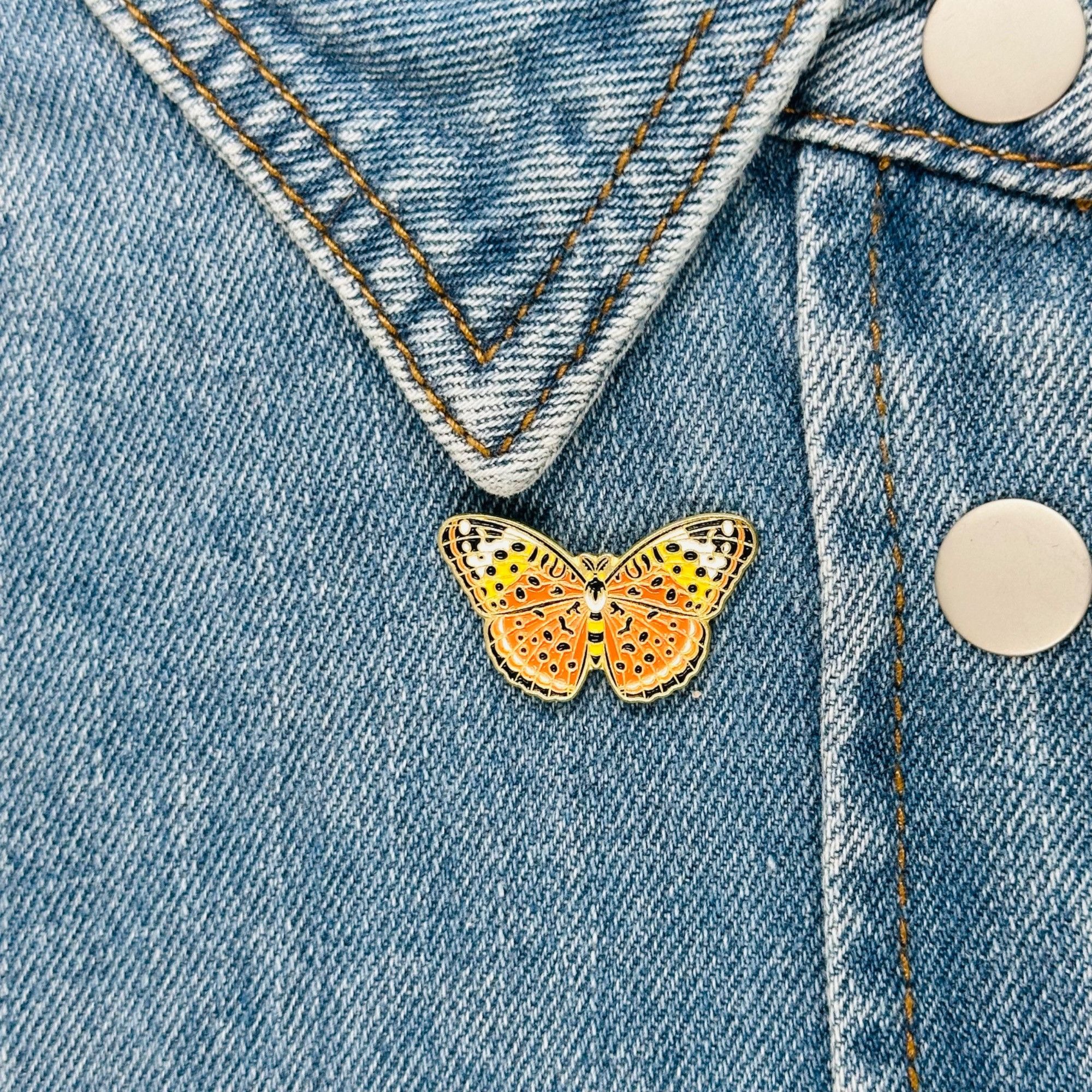 Other 🦋Butterfly Pin Badge Creative Enamel Brooch Insect Brooch L Size ONE SIZE - 1 Thumbnail