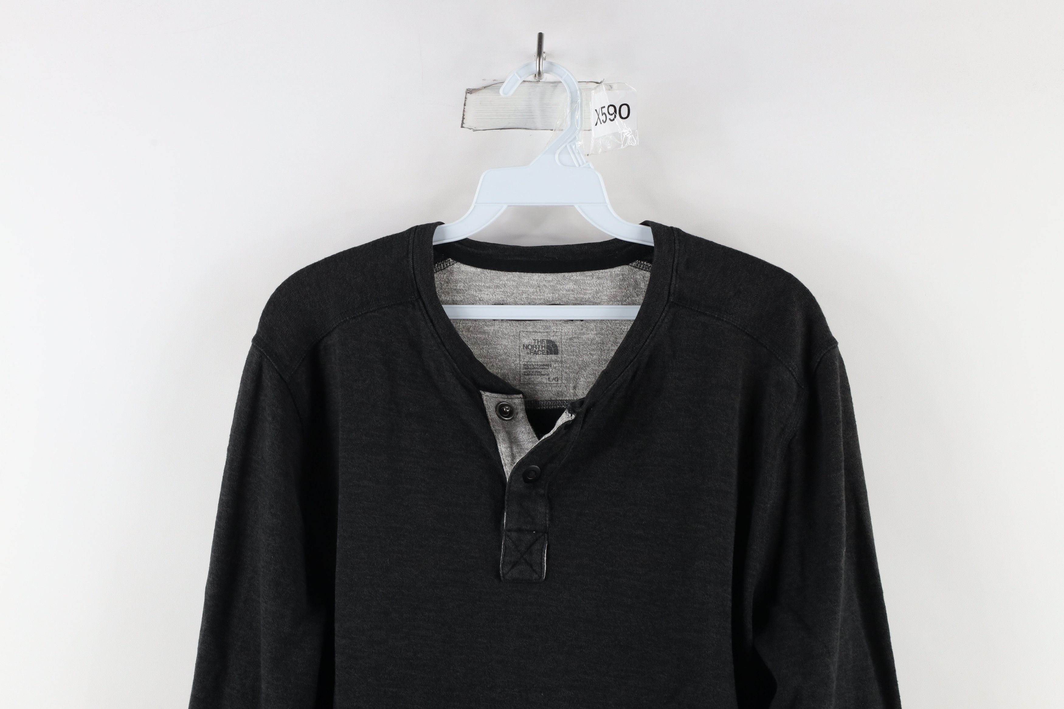 The North Face × Vintage The North Face Out Cotton Knit Long Sleeve Henley T-Shirt Size US L / EU 52-54 / 3 - 2 Thumbnail