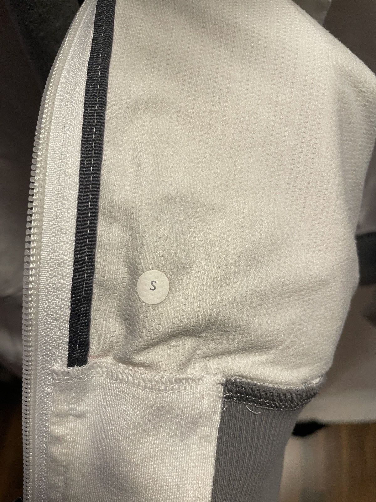 Designer × Lululemon × Vintage Vintage Lululemon Running Jacket Size US S / EU 44-46 / 1 - 5 Thumbnail