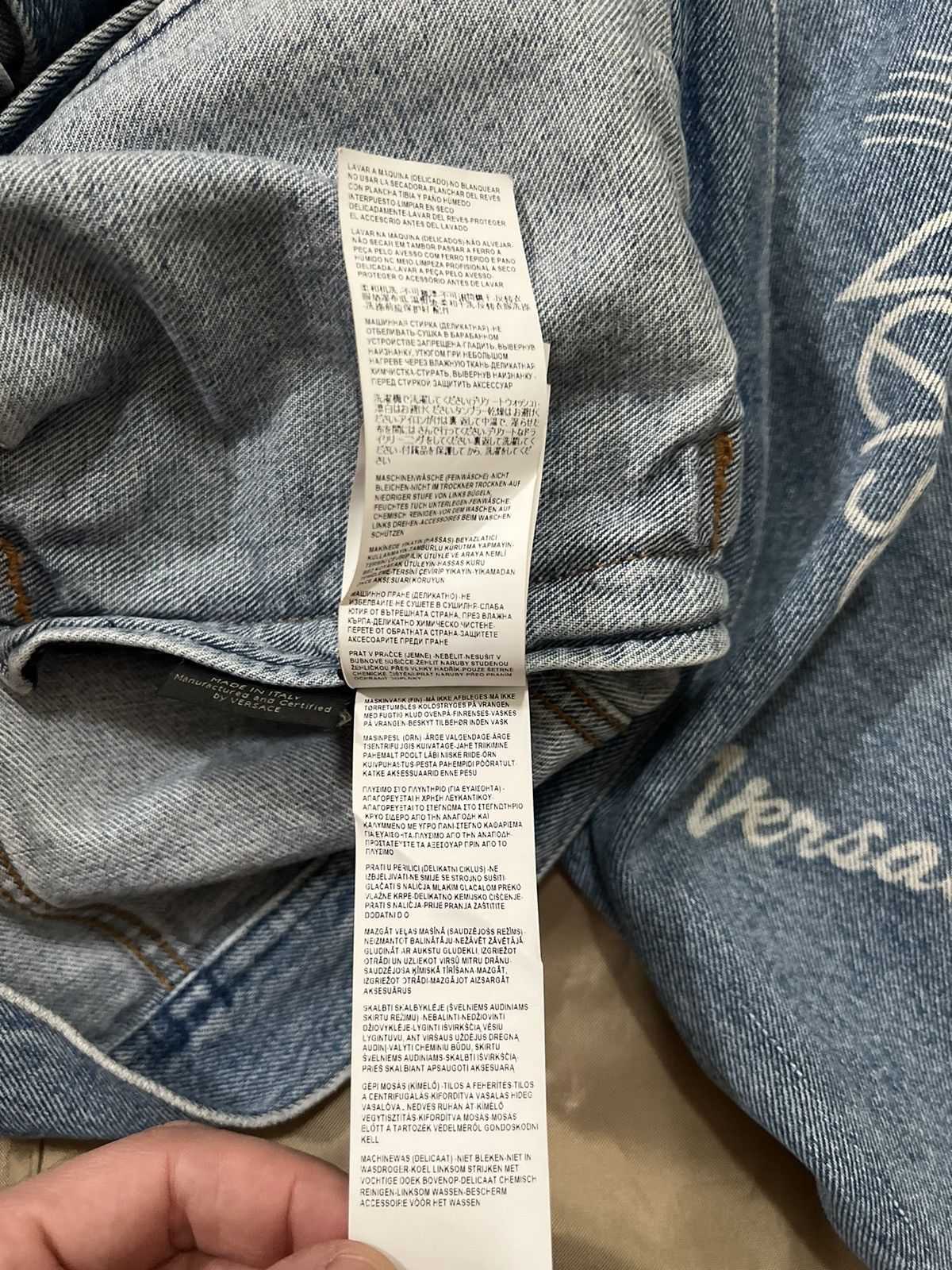 Versace Versace LOVE FROM DONATELLA PRINT DENIM JACKET size 46 $3200 Size US S / EU 44-46 / 1 - 8 Thumbnail