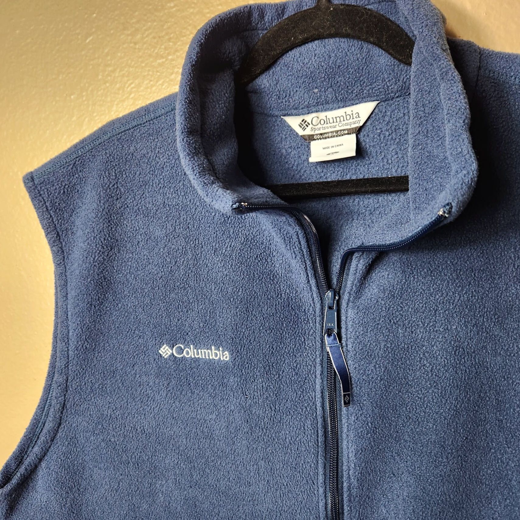 Vintage Columbia Vest Mens Navy Fleece Full Zip Collared Zipper Pockets-XL Size Size US XL / EU 56 / 4 - 2 Thumbnail