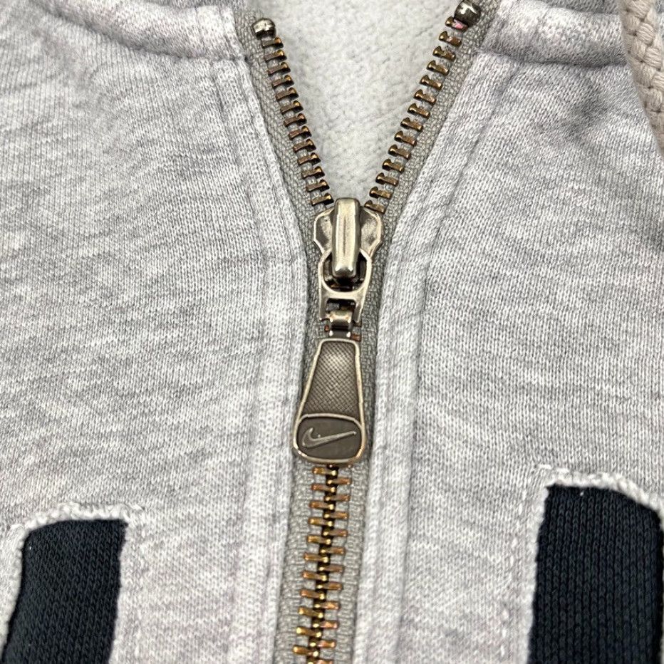 Nike Nike Hoodie Mens 2XL Gray Center Logo Swoosh Distressed Zip Pullover with Hood Pockets Vintage-Style 80s 90s Sportswear Classic Nike Sportswear Size US XXL / EU 58 / 5 - 3 Thumbnail