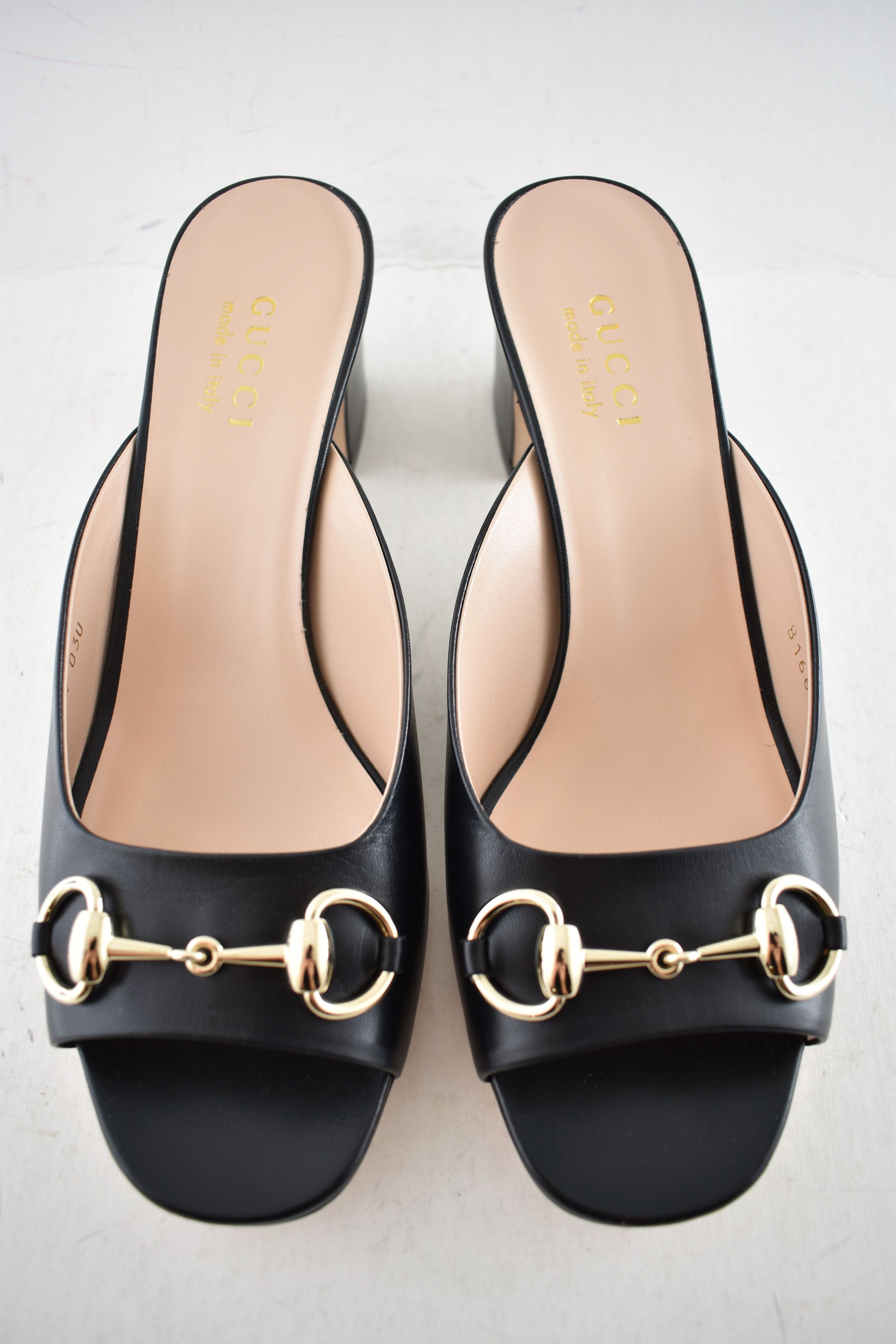 Gucci Gucci Lady Horsebit Leather Gold Block Heel Mule Sandal 37.5 Size US 7.5 / IT 37.5 - 9 Thumbnail