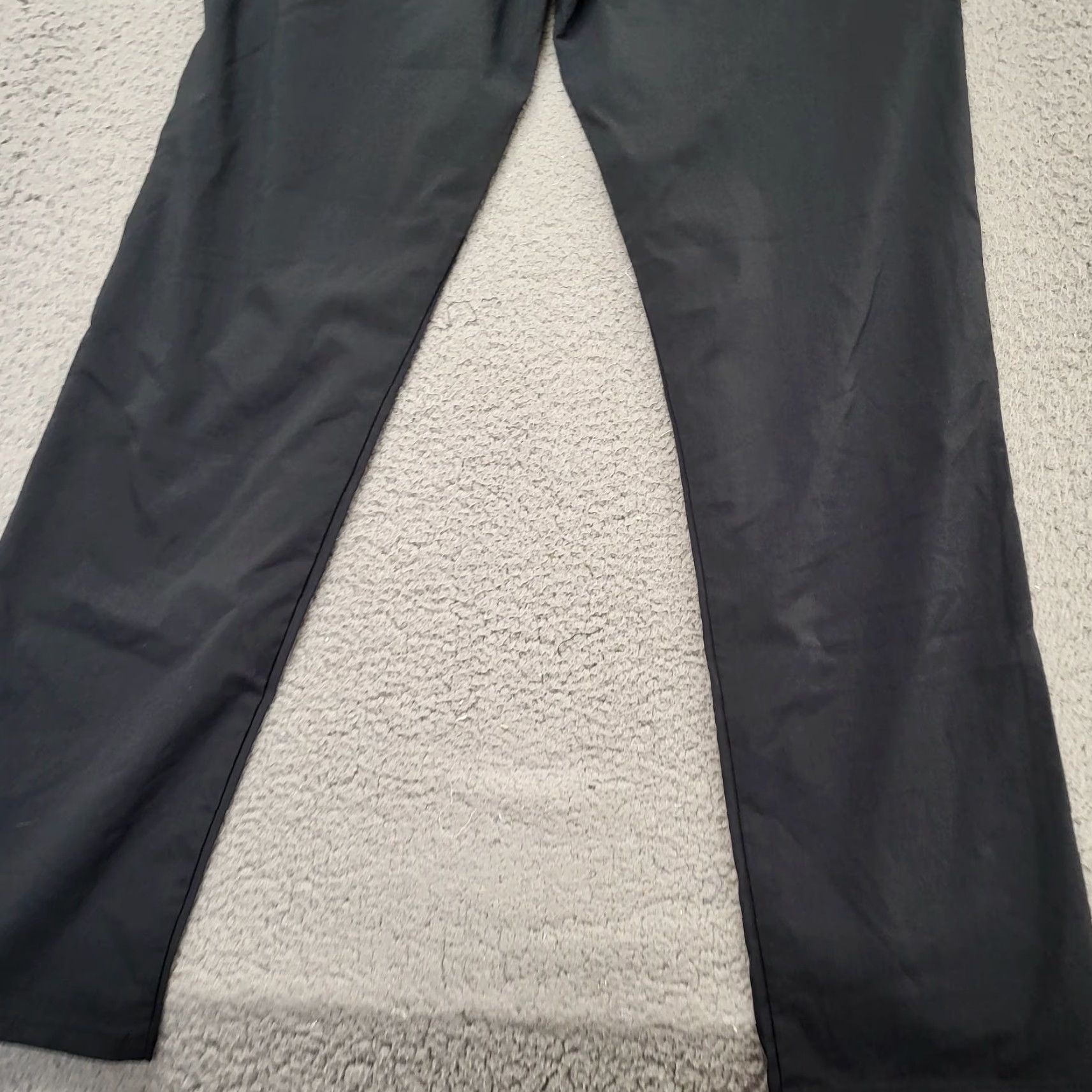 Lee **LEE Men's Regular Fit Straight Leg Pants Size 38 Black Wicking** User: **LEE Men's Black Regular Fit Straight Leg Pants Size 38 Wicking** Size US 38 / EU 54 - 7 Thumbnail