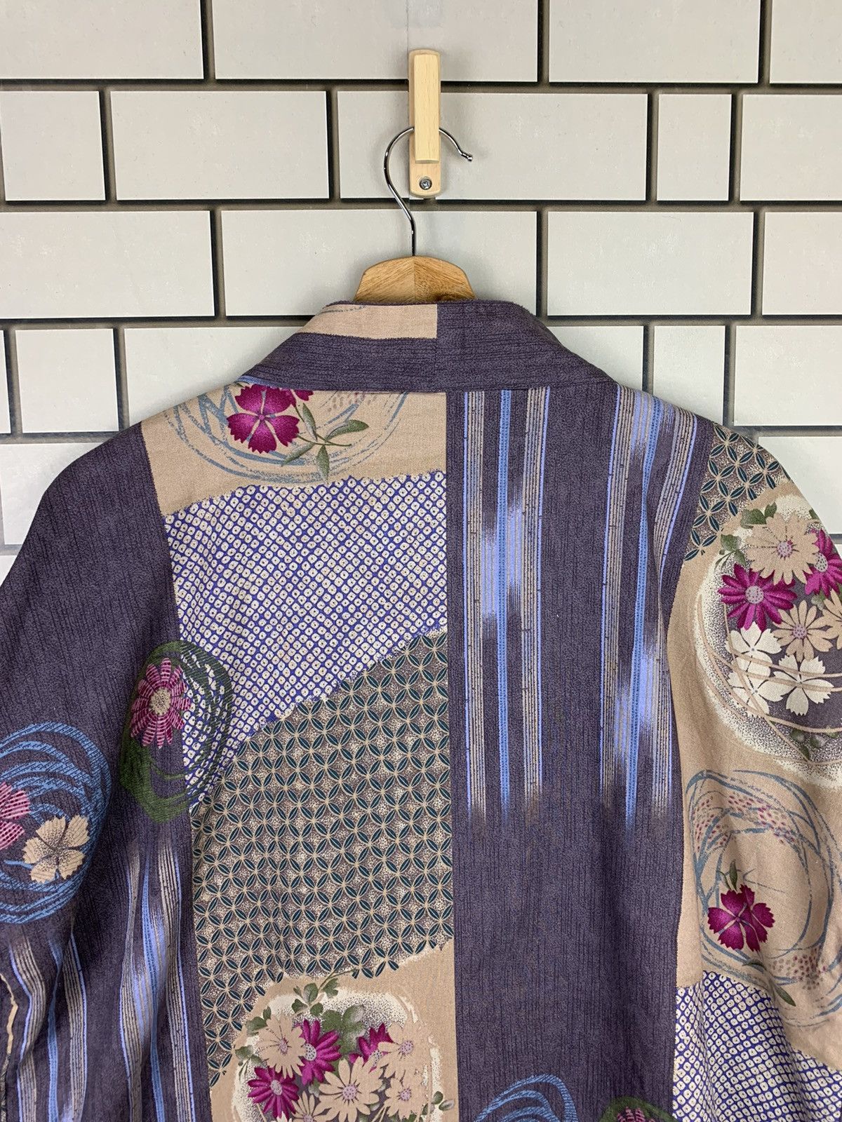 Japanese Brand × Vintage Vintage Japanese Brand Kimono Traditional Flora Designer Size US M / EU 48-50 / 2 - 14 Thumbnail