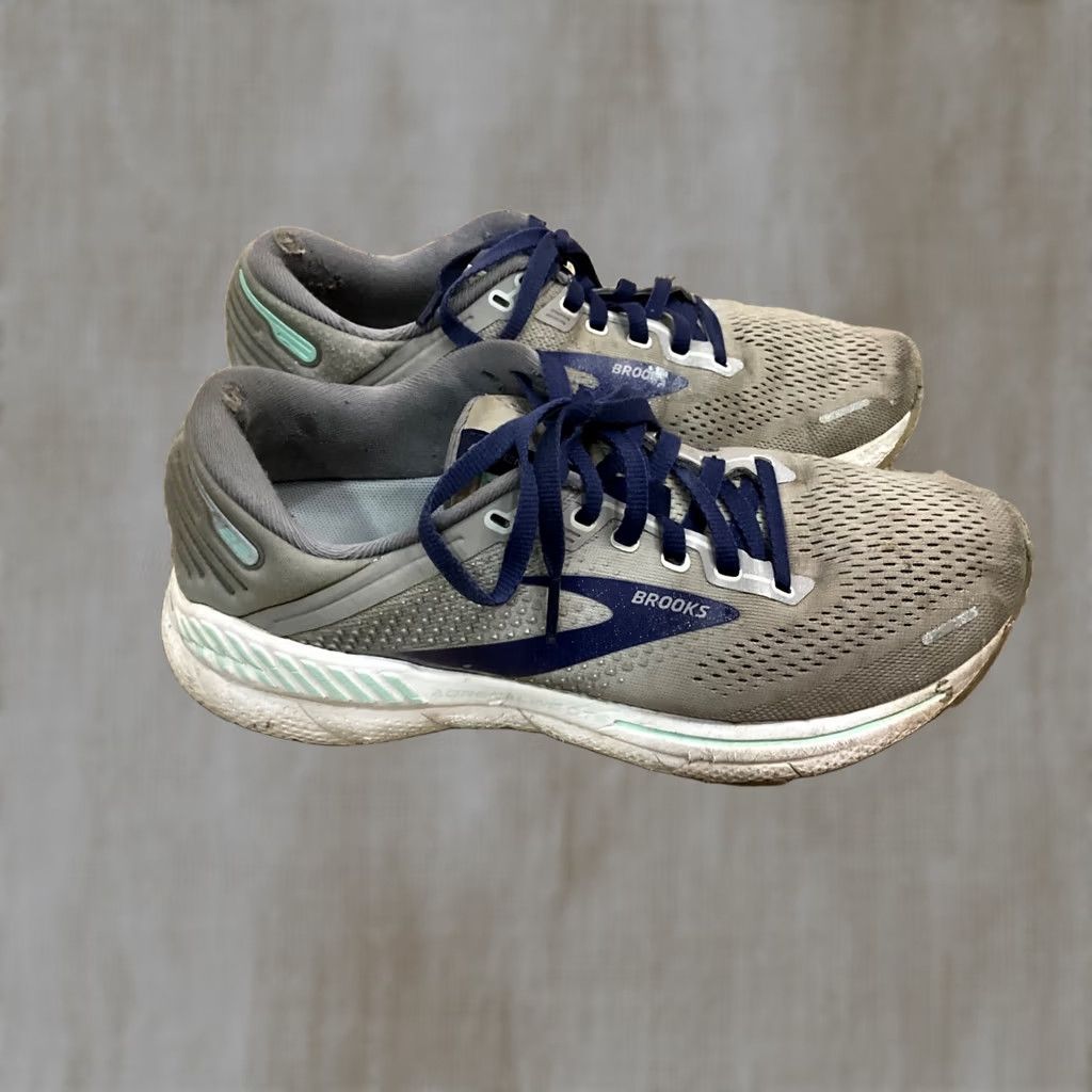 Brooks Brooks Adrenaline GTS 22 Gray - Size 8.5 - Women - Sneaker - Lace Up - Rubber Outsole - Running & Jogging - Casual - Solid Gray Size US 9 / IT 39 - 1 Thumbnail