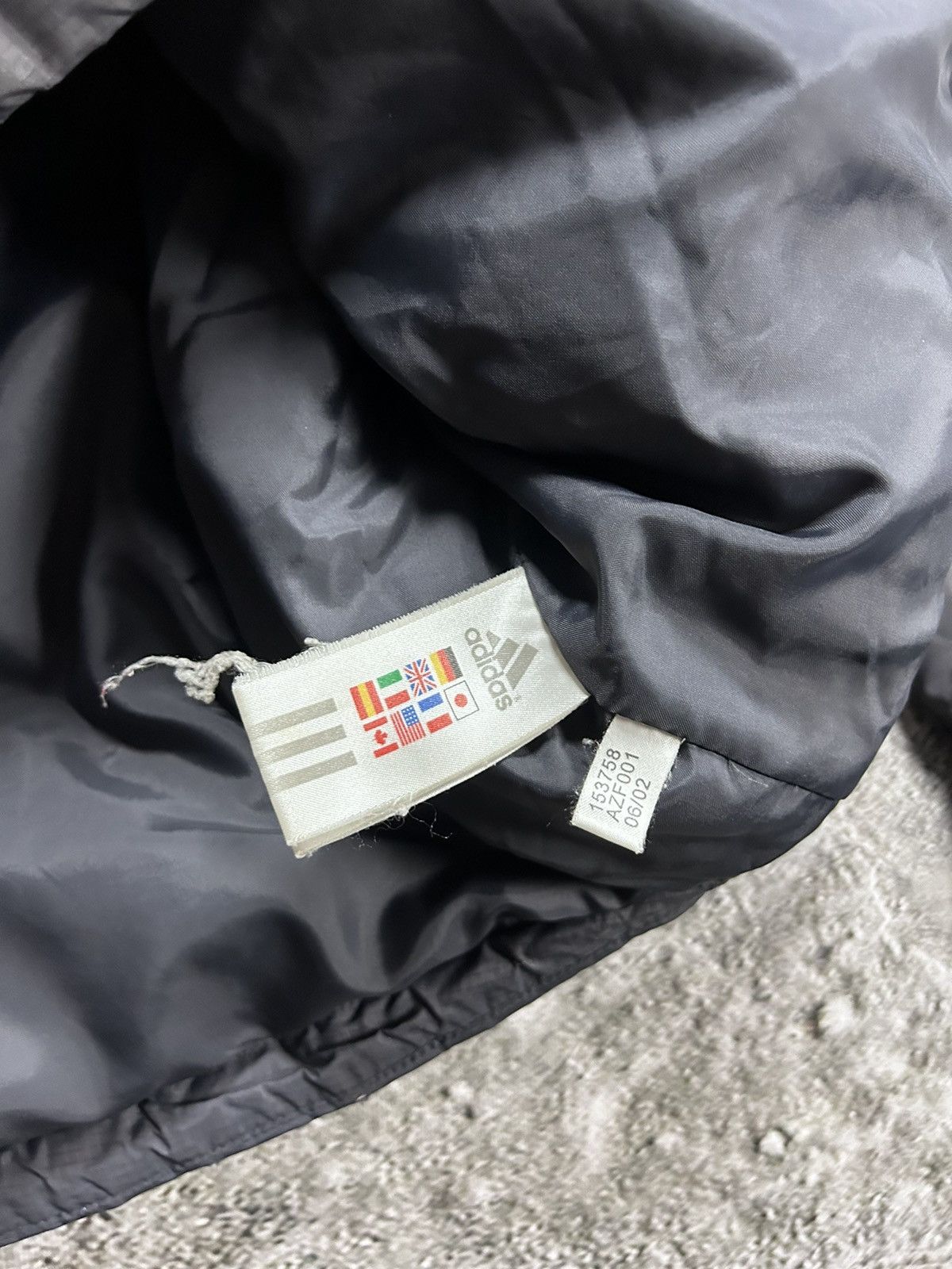 Adidas × Vintage Adidas vintage grey down puffer jacket small logo 2000s Size US XL / EU 56 / 4 - 8 Thumbnail