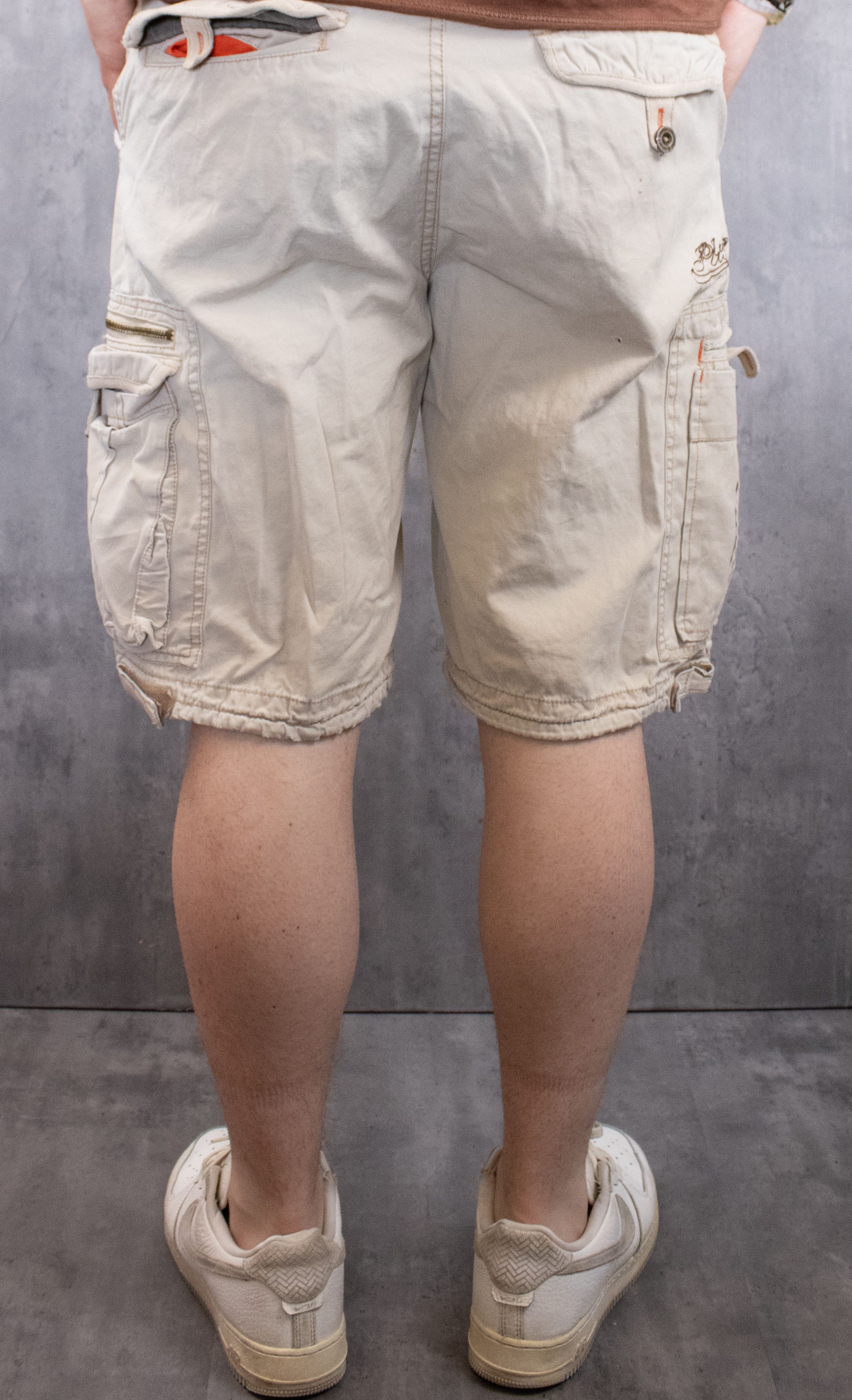 Vintage Y2K 2000's Baggy Below the Knee Cargo Tan Distressed Shorts Size US 34 / EU 50 - 6 Thumbnail