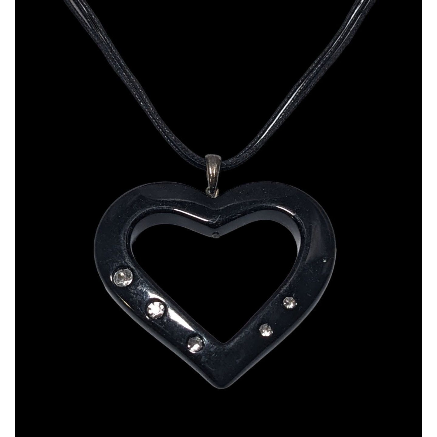 Other Glam Goth Open Heart Black Pendant Necklace Size ONE SIZE - 7 Thumbnail